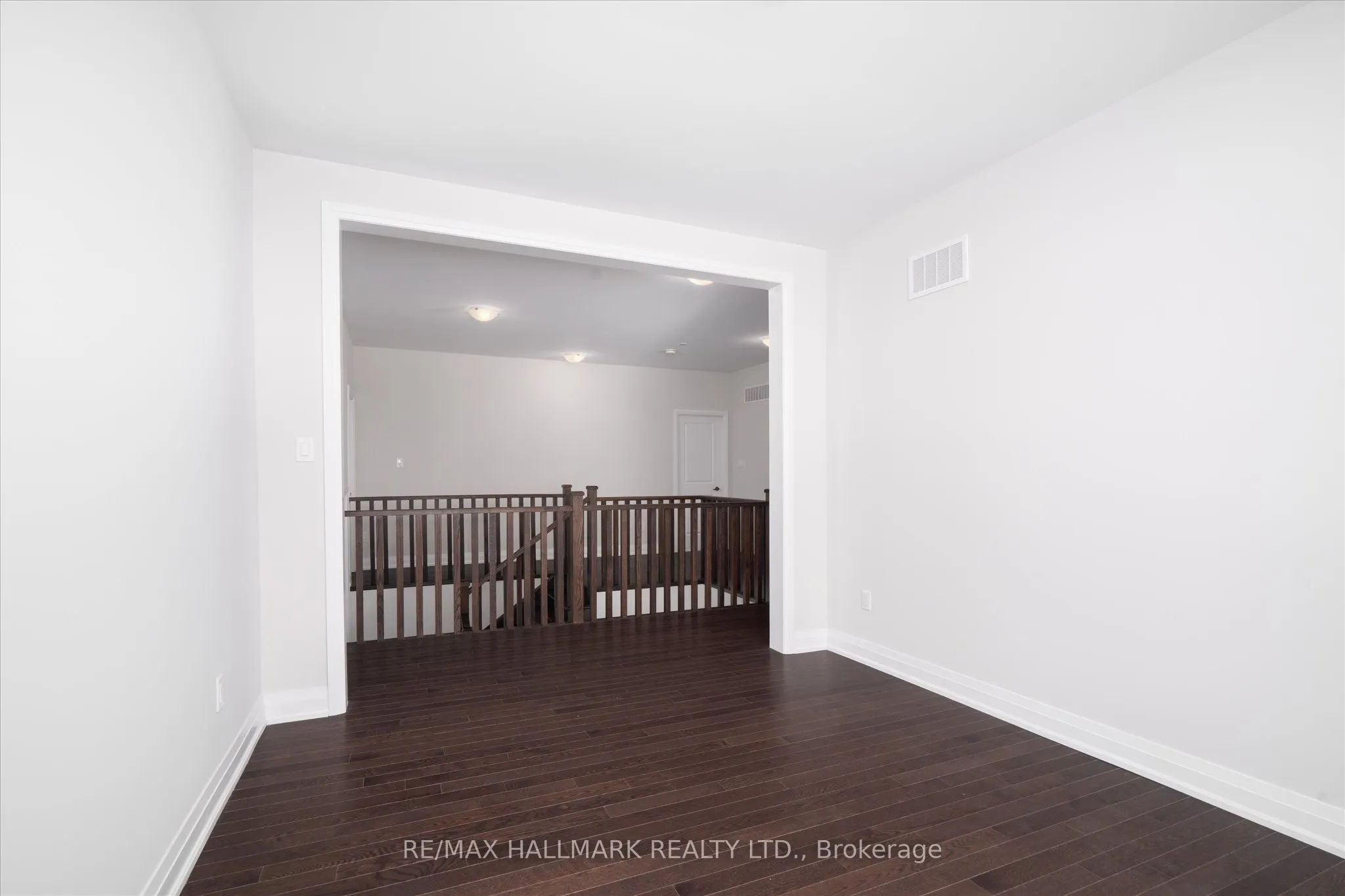 6 Dennis Reed Court