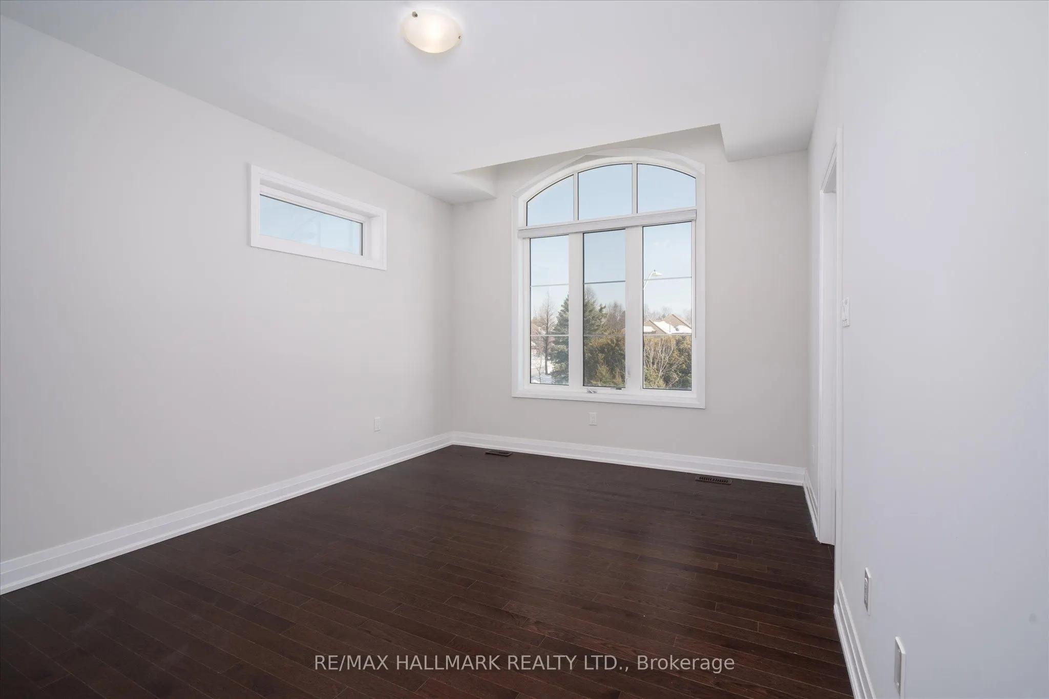 6 Dennis Reed Court