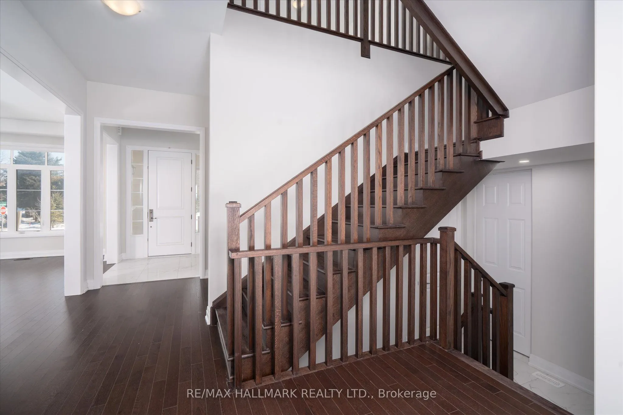 6 Dennis Reed Court