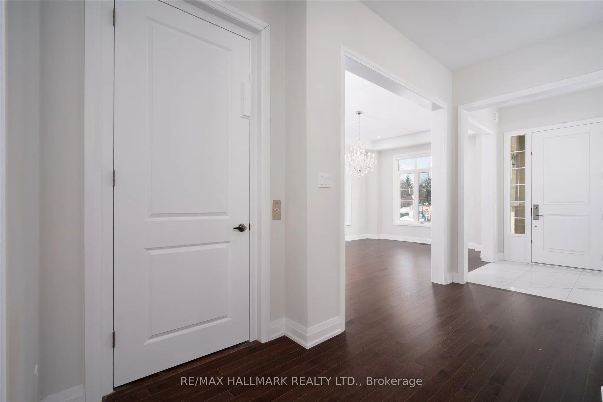 6 Dennis Reed Court