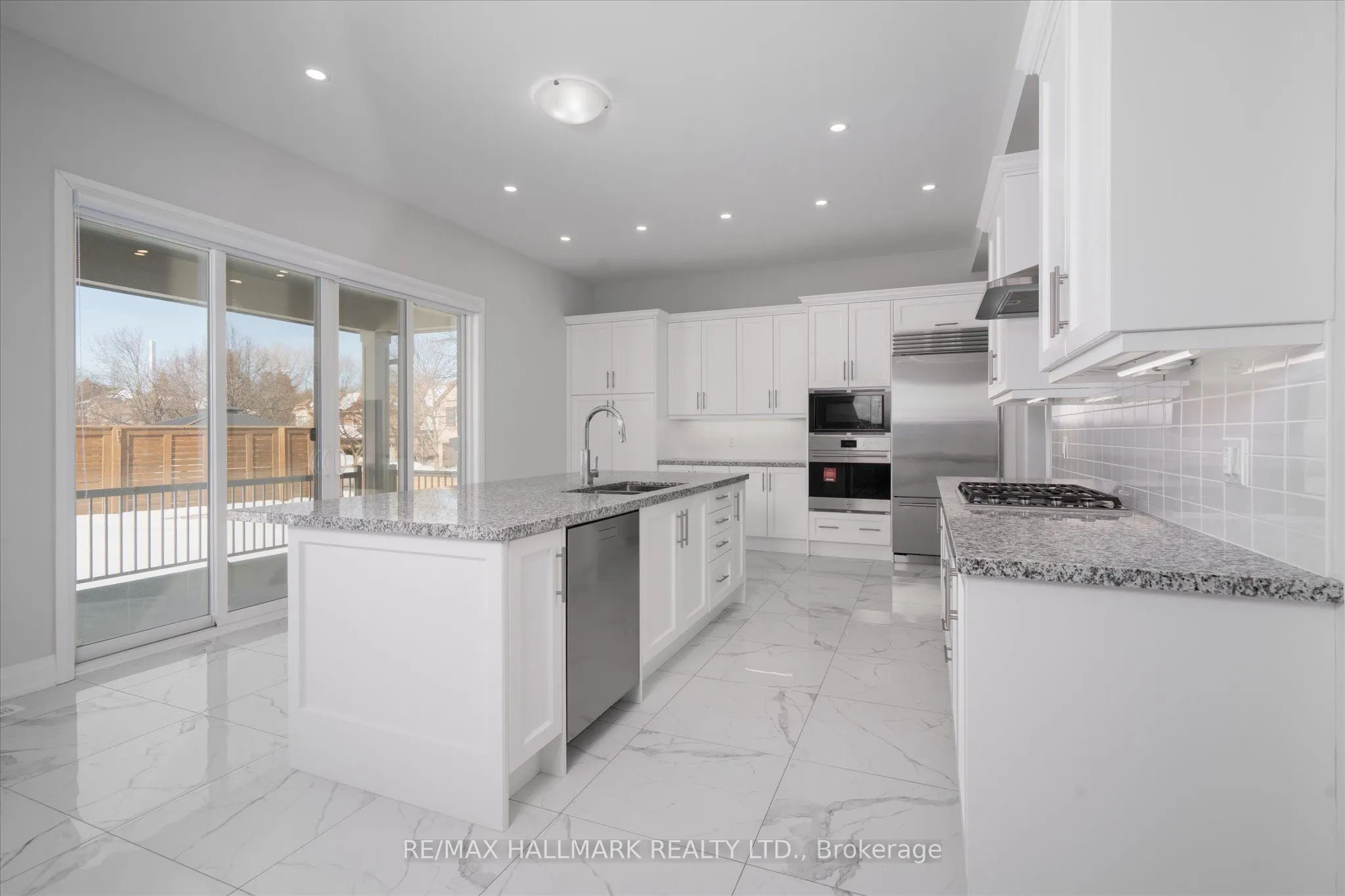 6 Dennis Reed Court