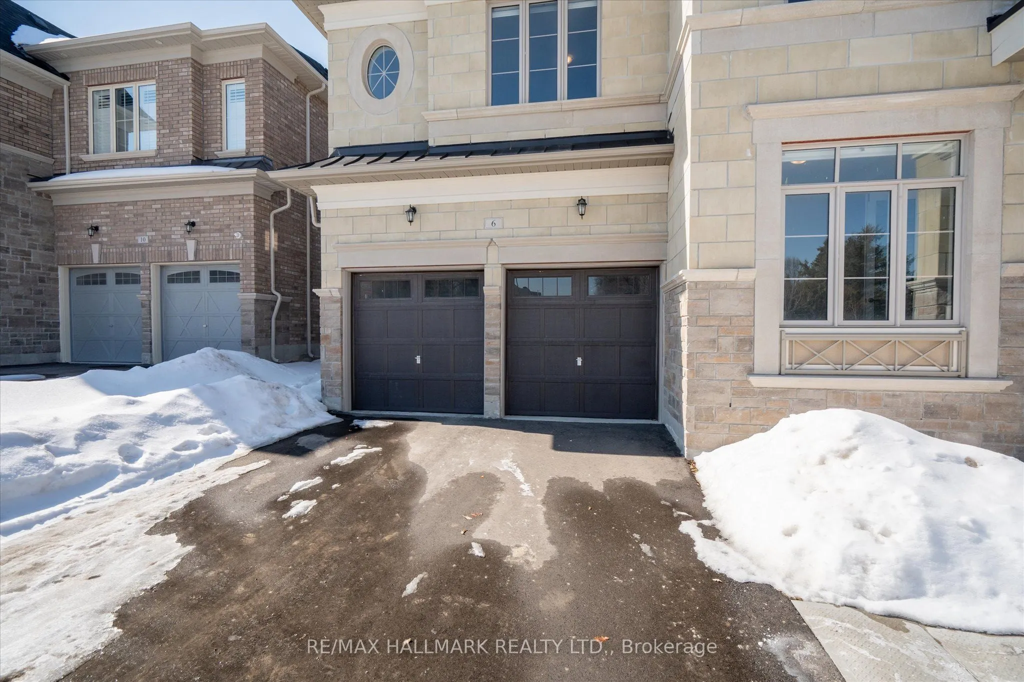 6 Dennis Reed Court