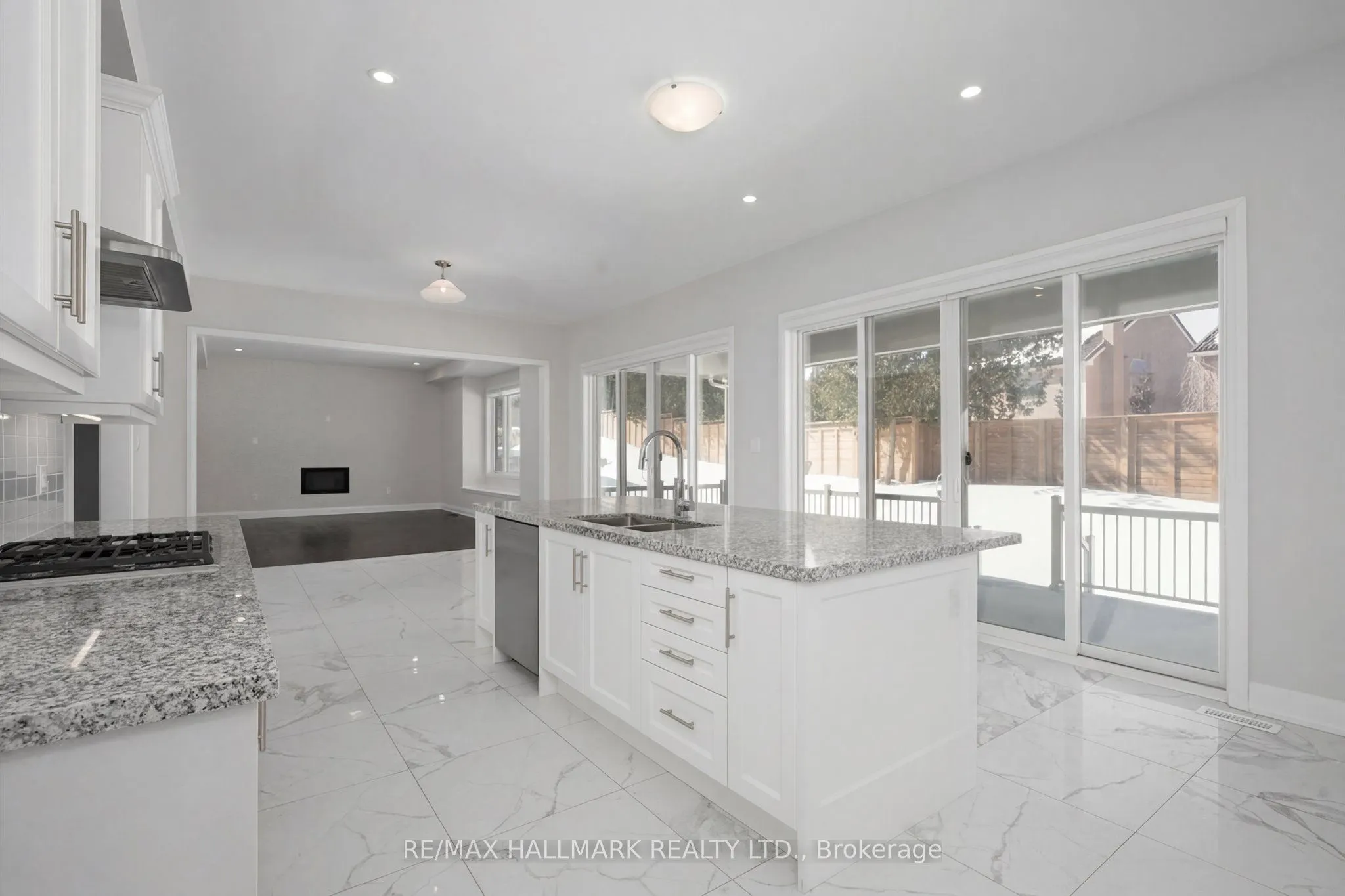 6 Dennis Reed Court