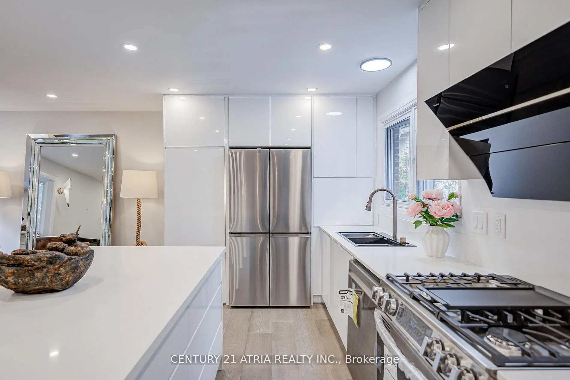 33 Sir Brandiles Place