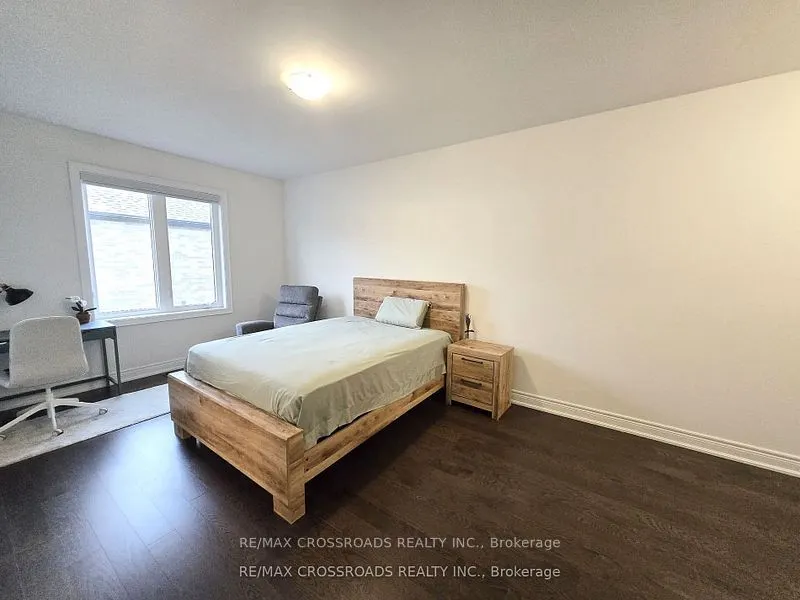 12 SCHMELTZER Crescent