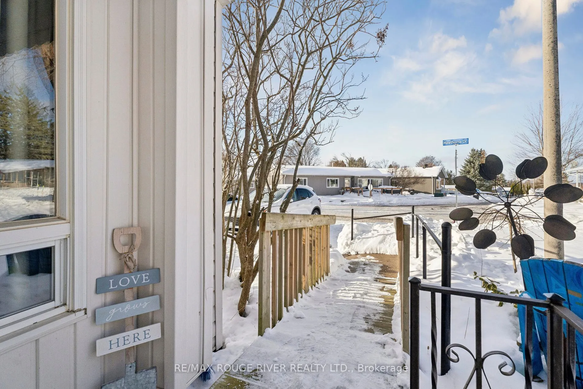 35 Hawthorne Drive