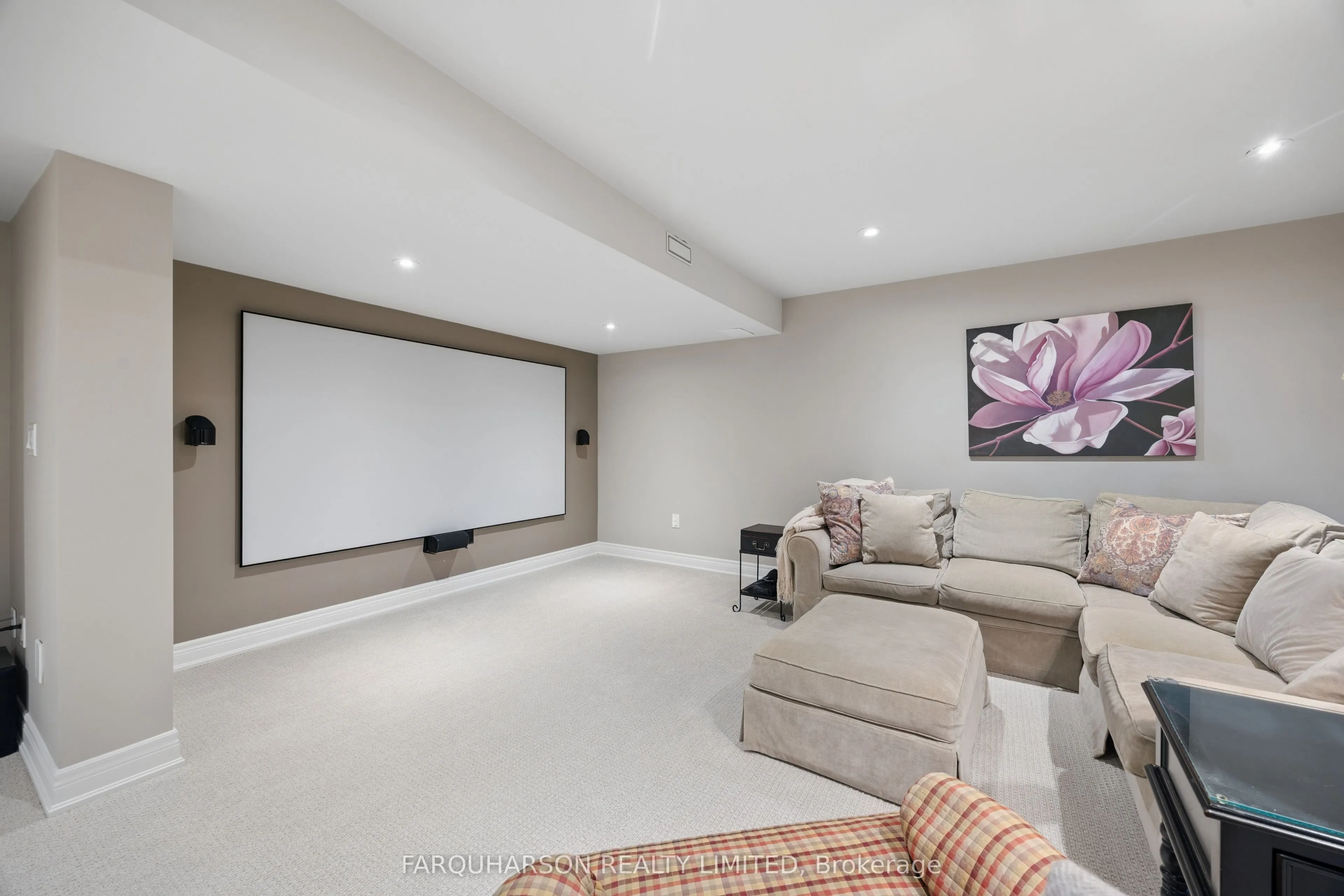 10 Earl Cook Drive