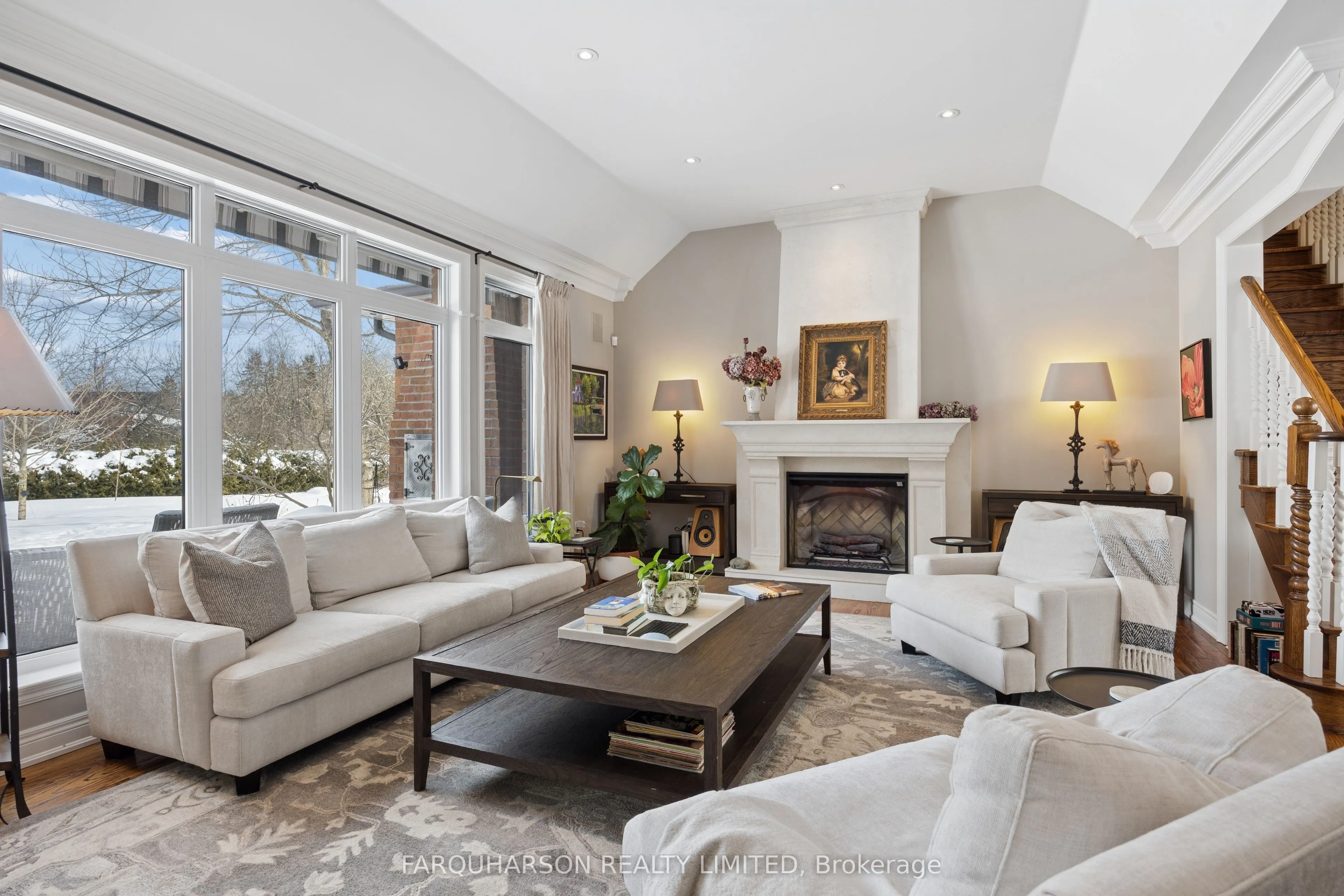 10 Earl Cook Drive