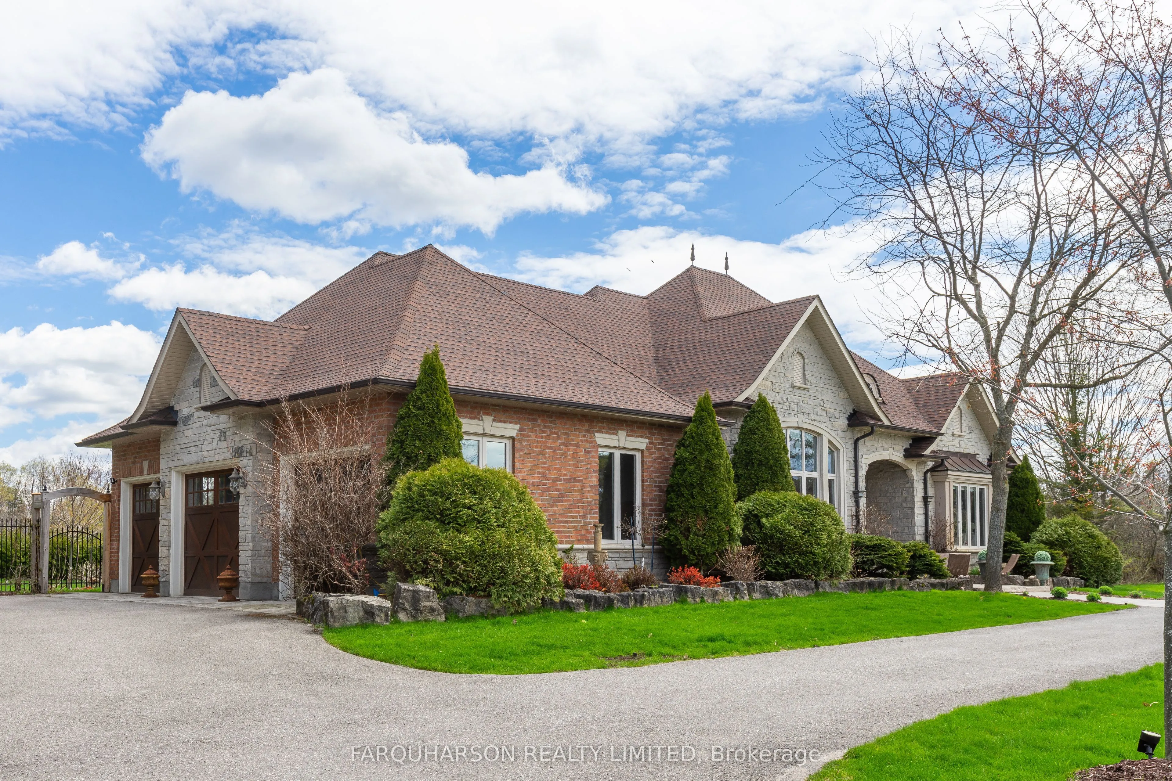 10 Earl Cook Drive