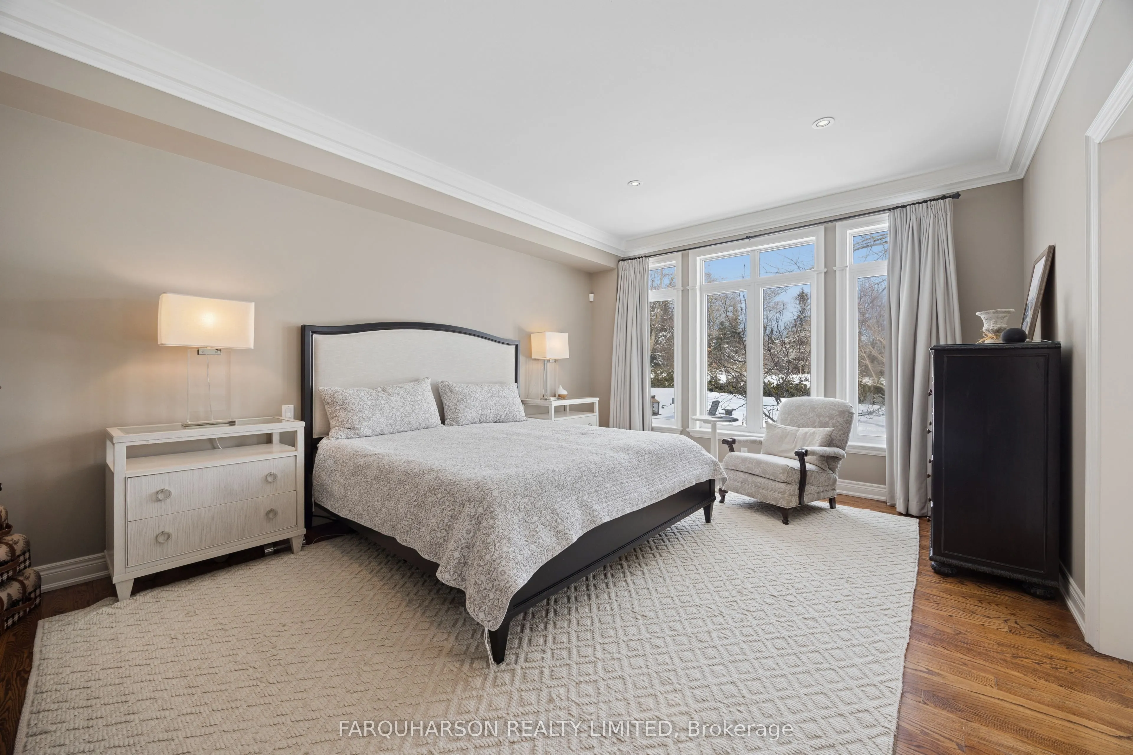 10 Earl Cook Drive