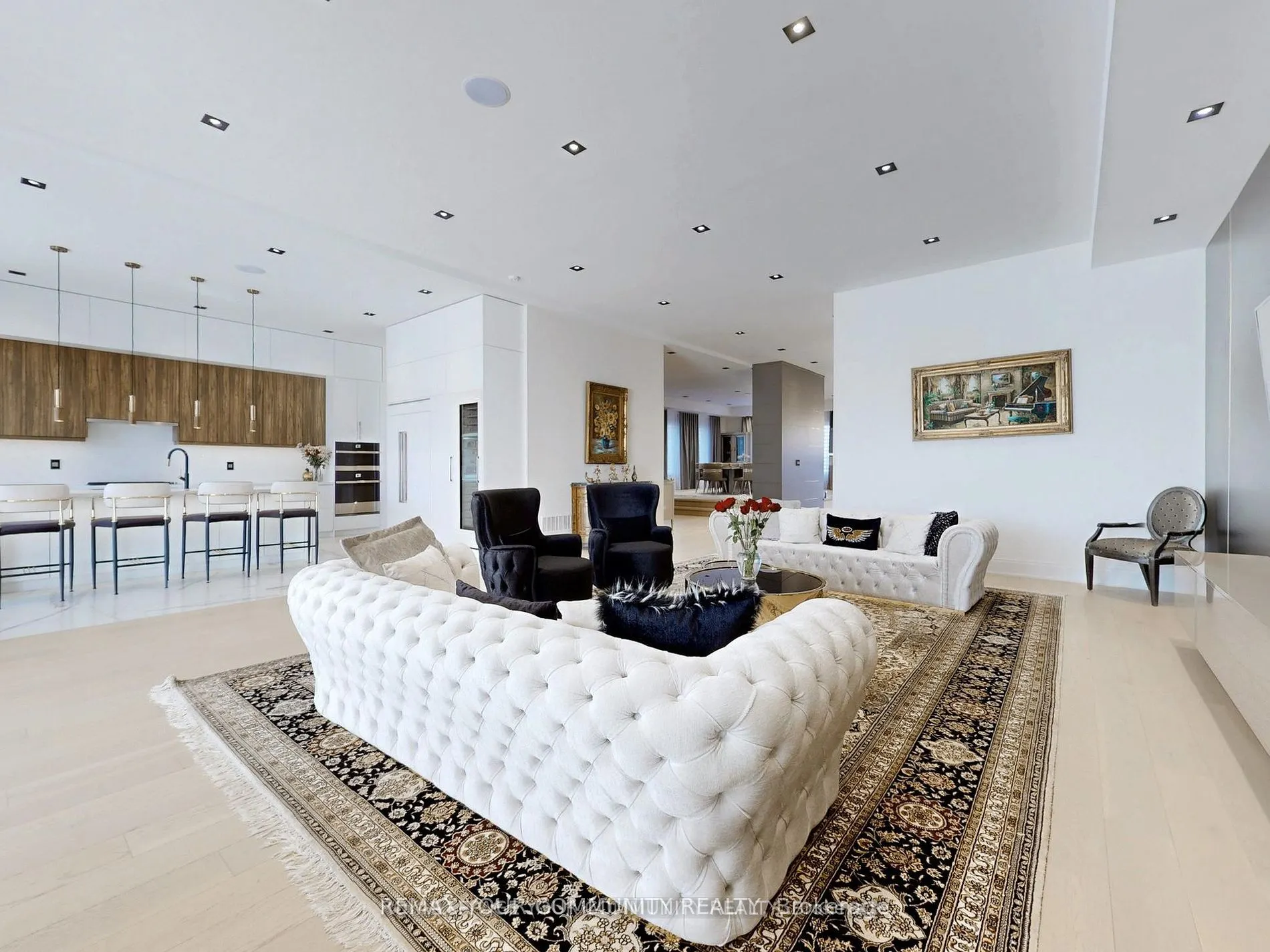 127 Elgin Mills Road W
