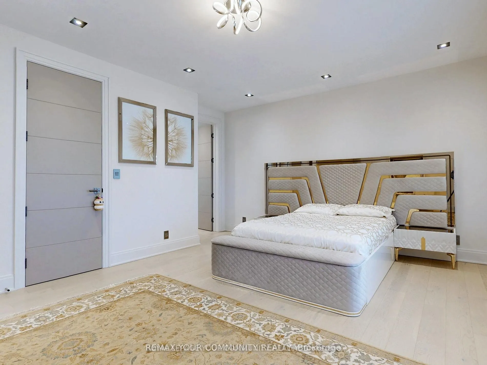 127 Elgin Mills Road W