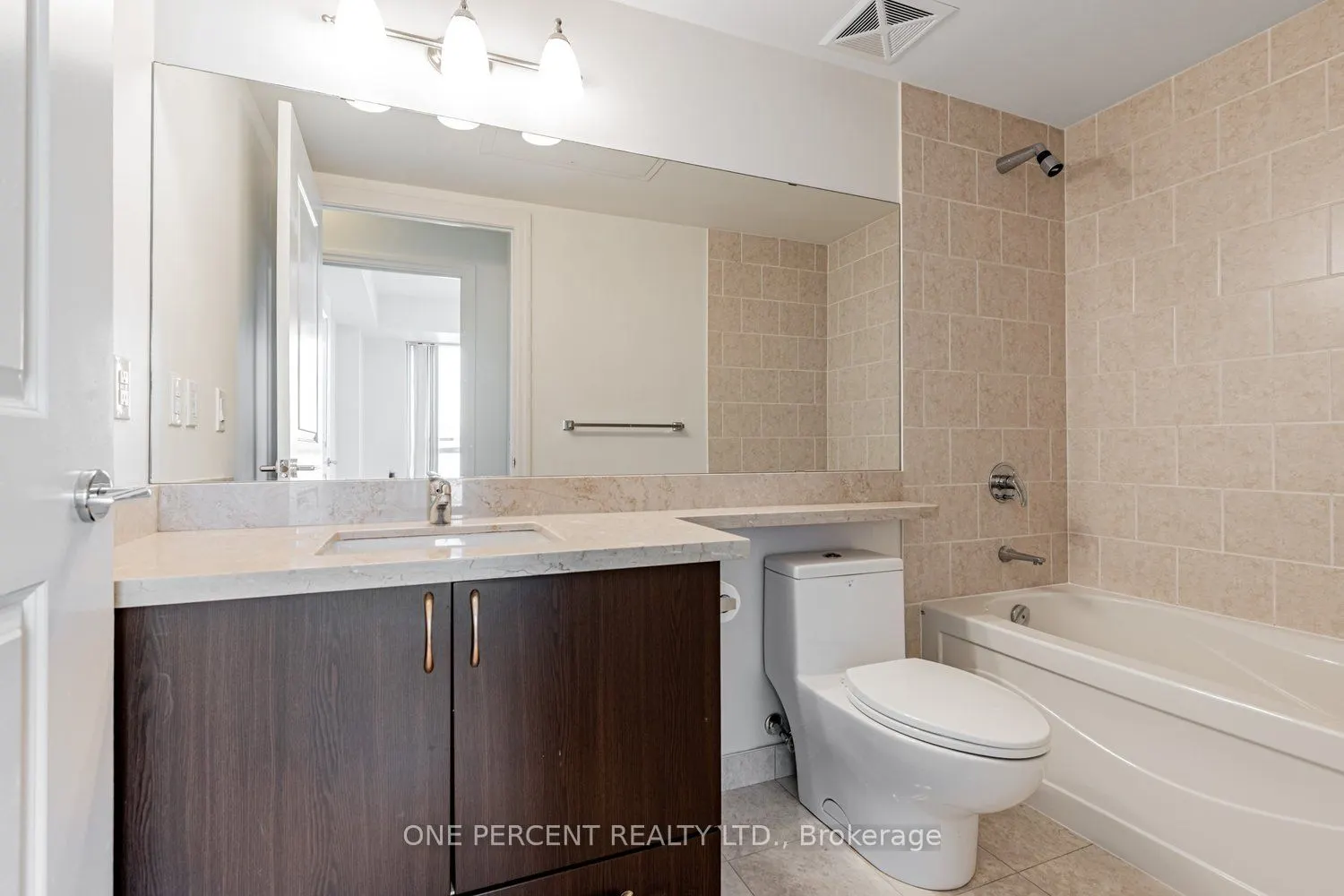 21 Upper Duke Crescent #401
