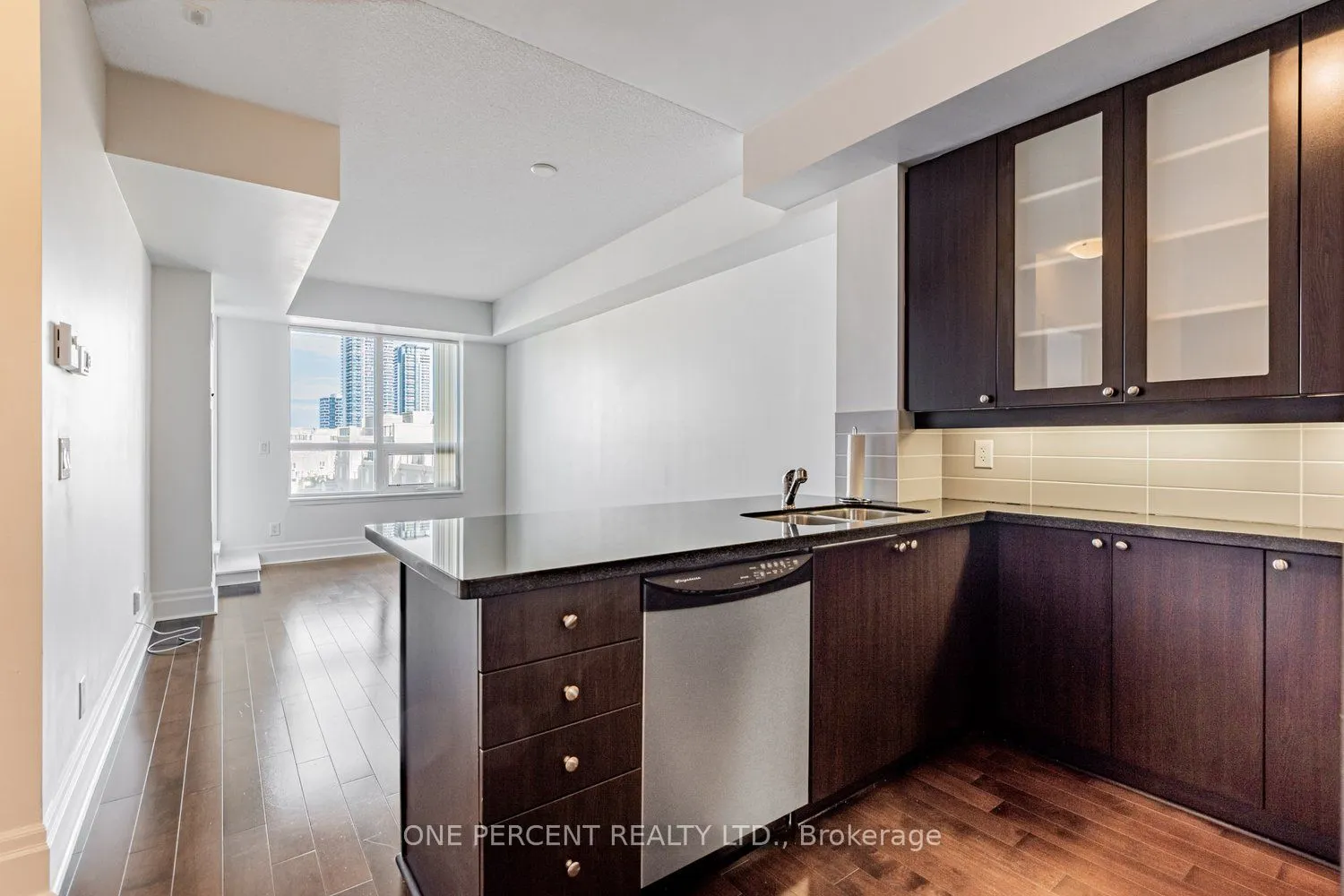 21 Upper Duke Crescent #401