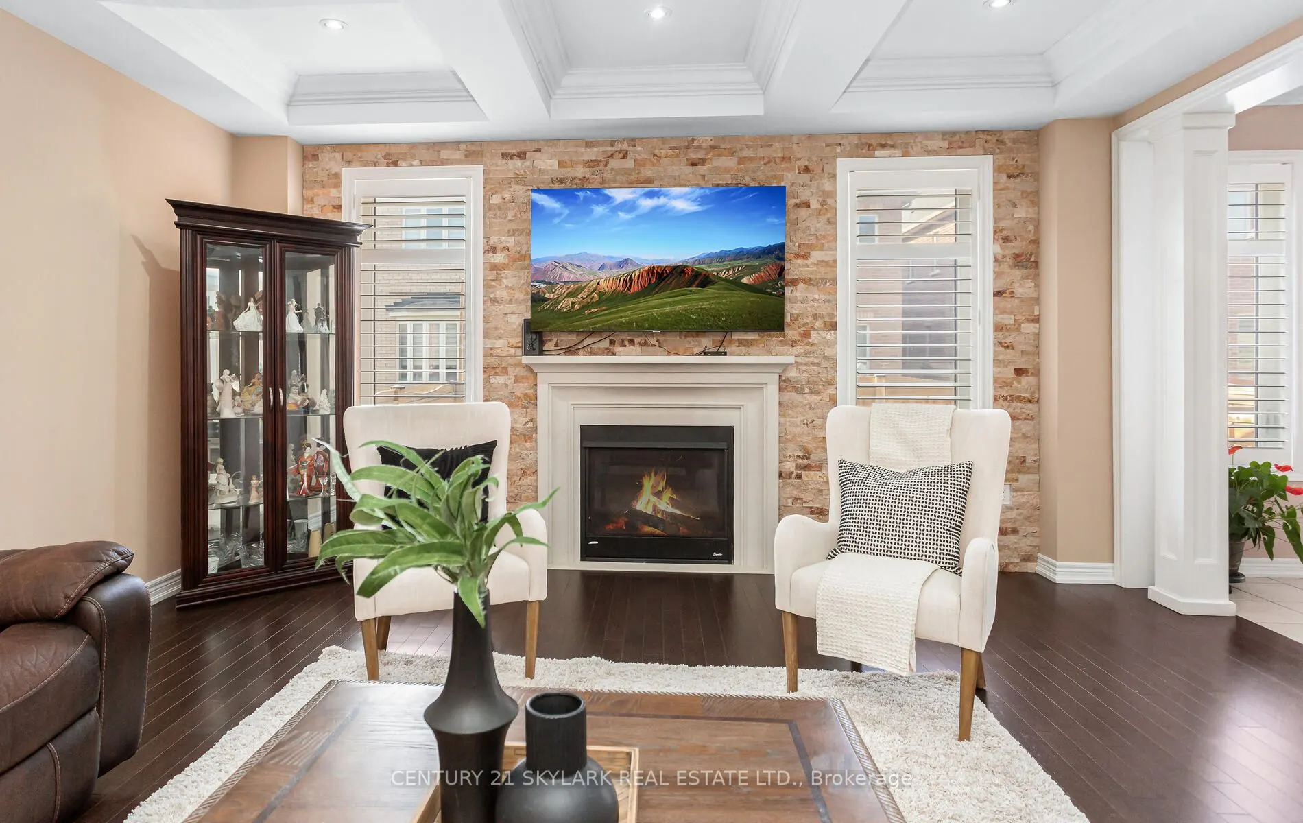 20 Nocturne Avenue