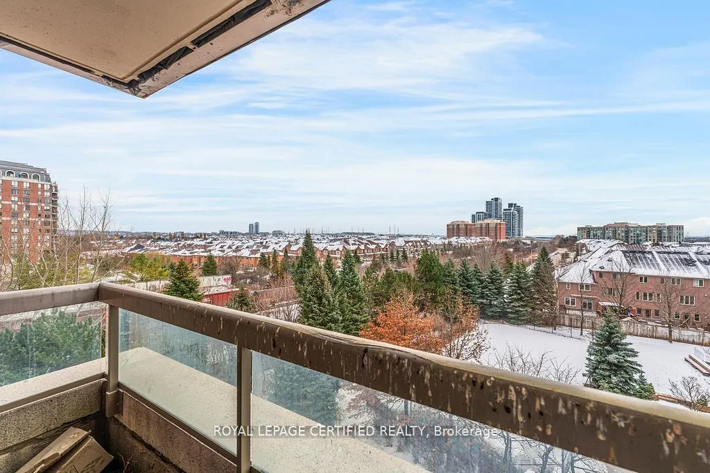 29 Northern Heights #606