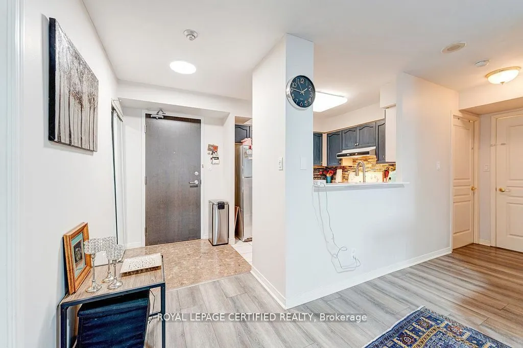 29 Northern Heights #606