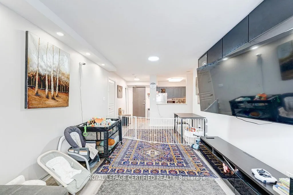 29 Northern Heights #606