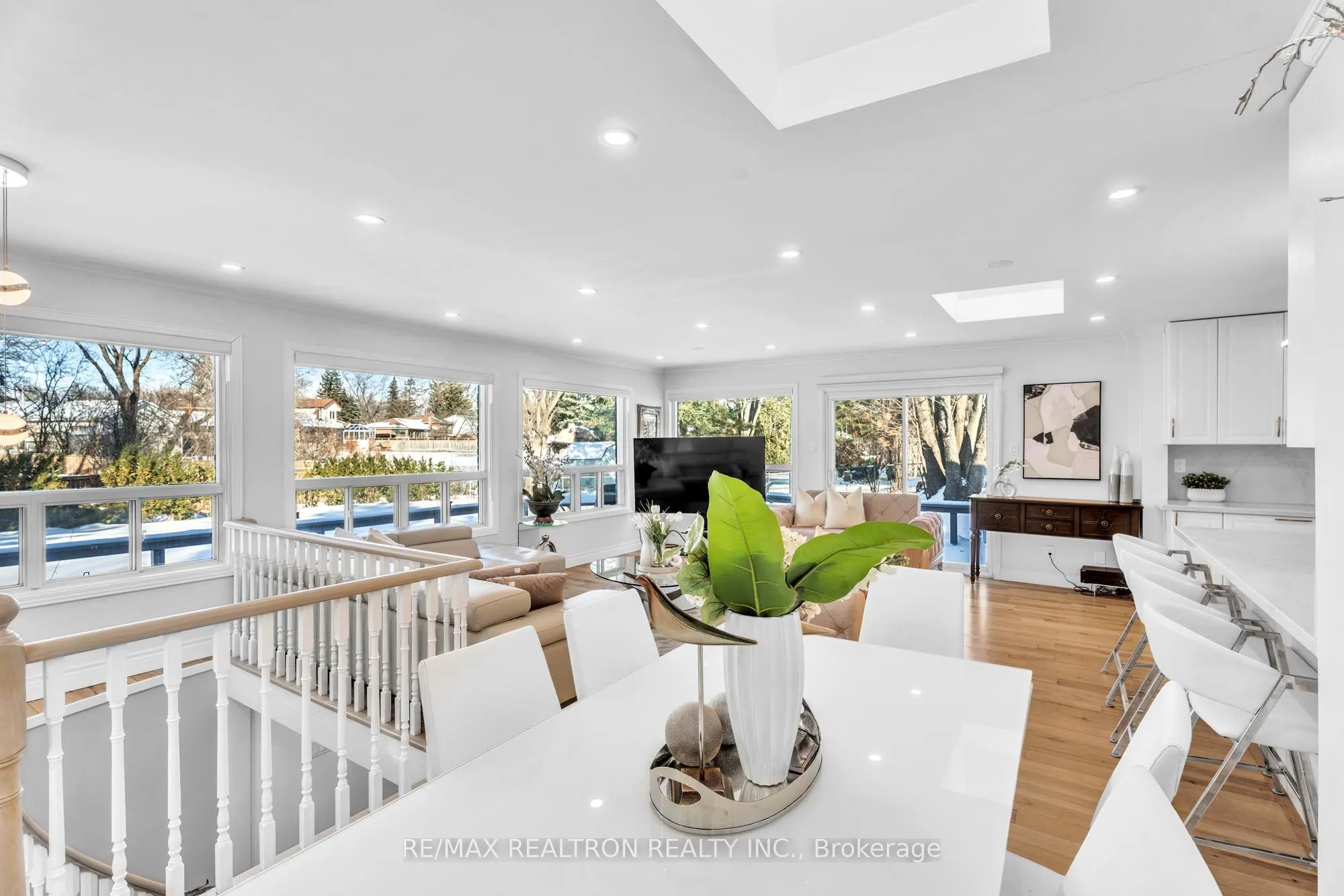 66 Lakeland Crescent