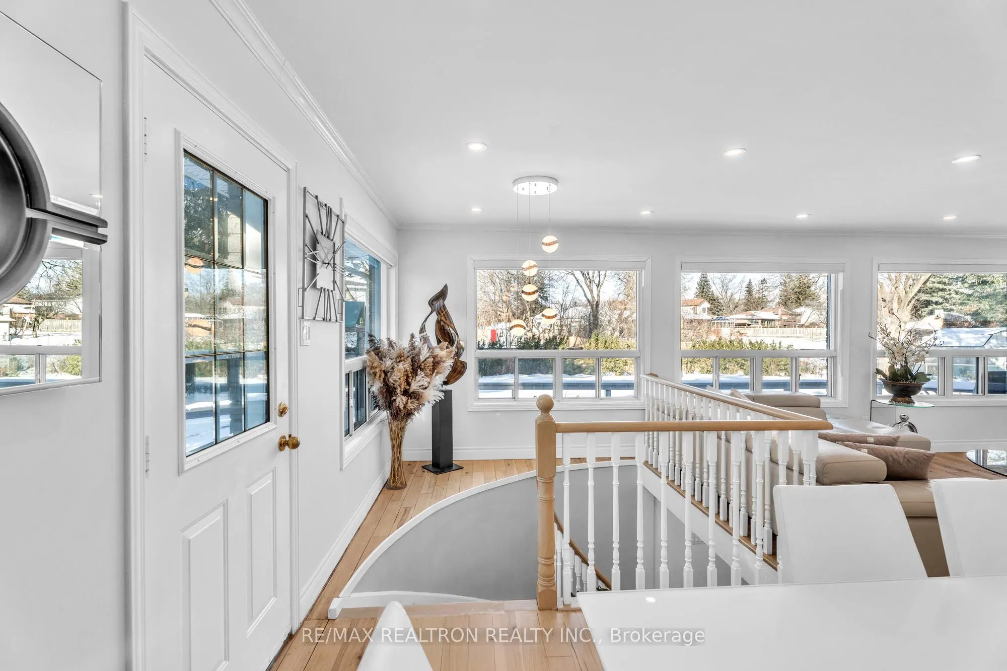 66 Lakeland Crescent