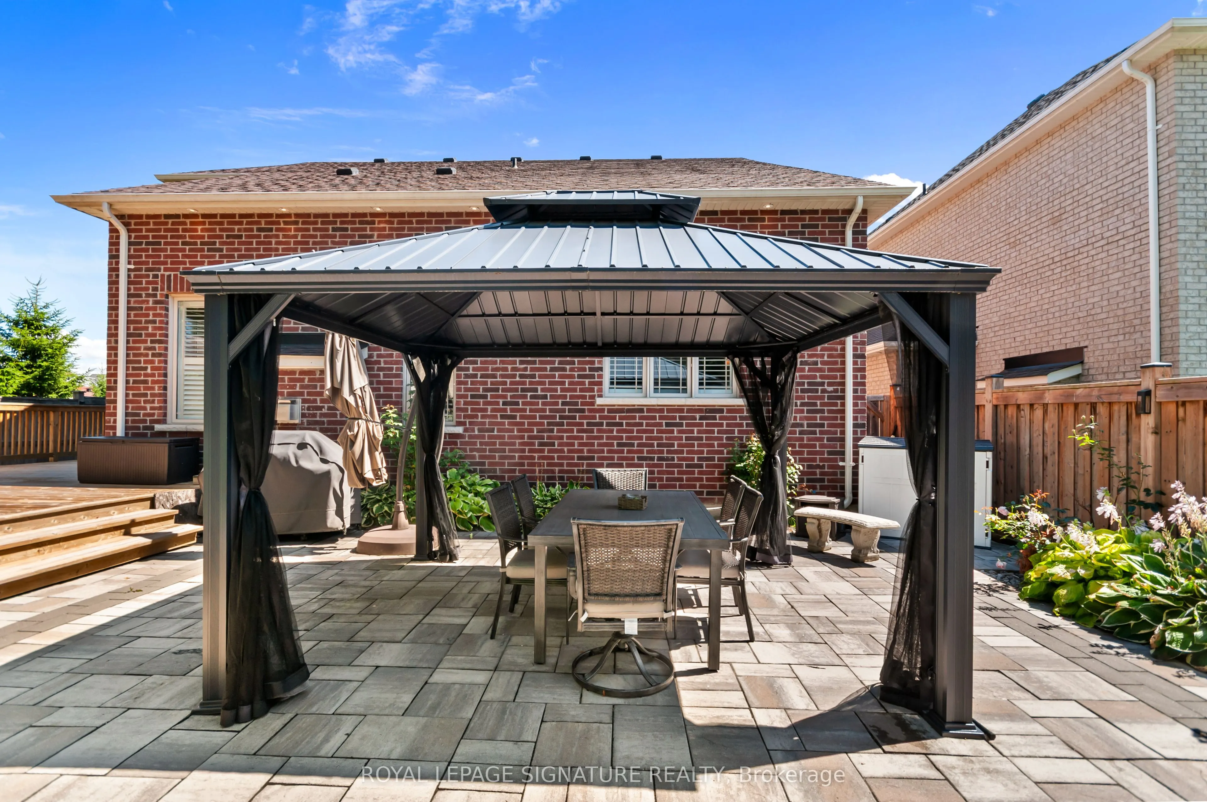 80 Sharpe Crescent