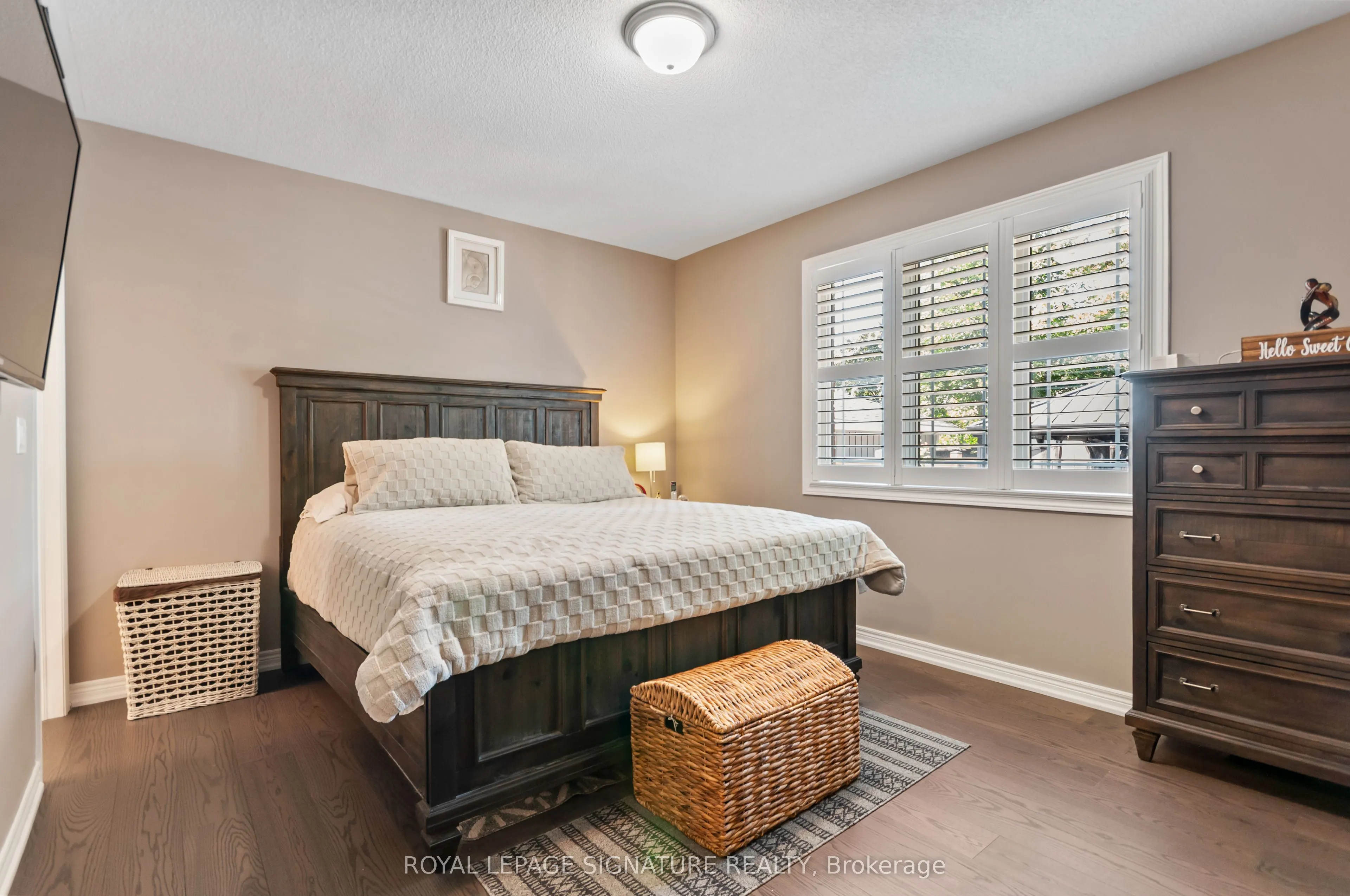 80 Sharpe Crescent