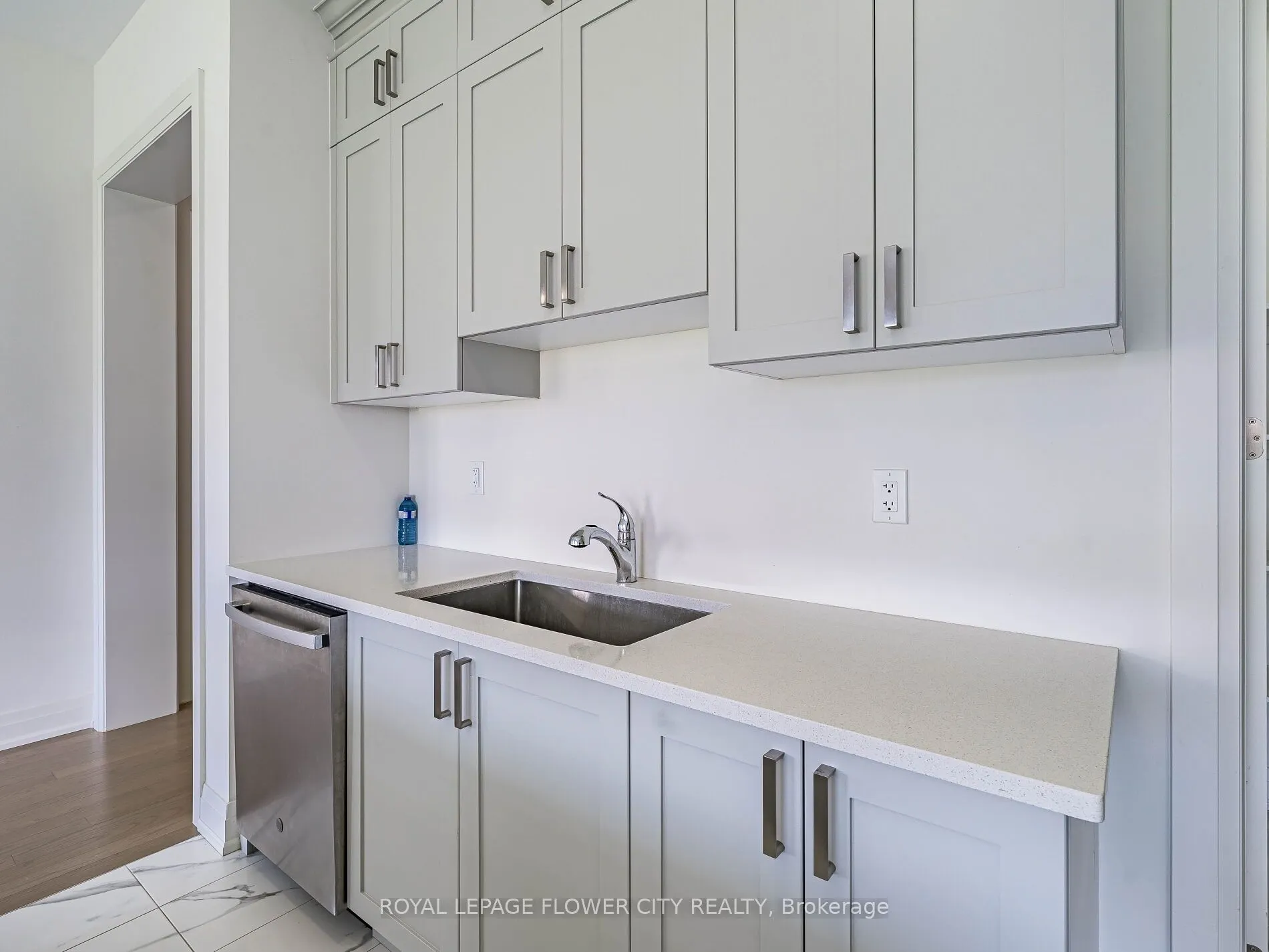 26 Hummingbird Grove