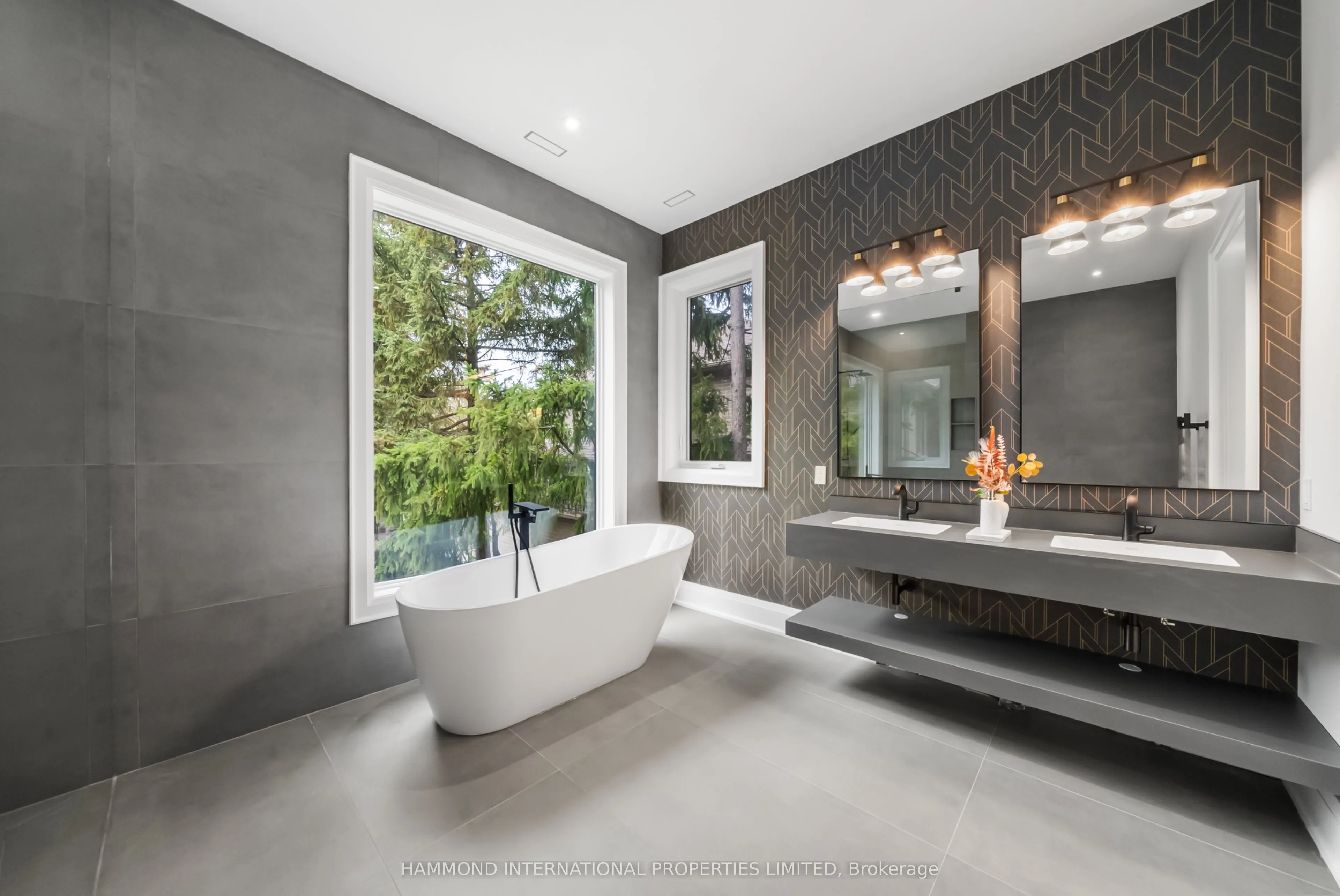 41 Sprucewood Drive