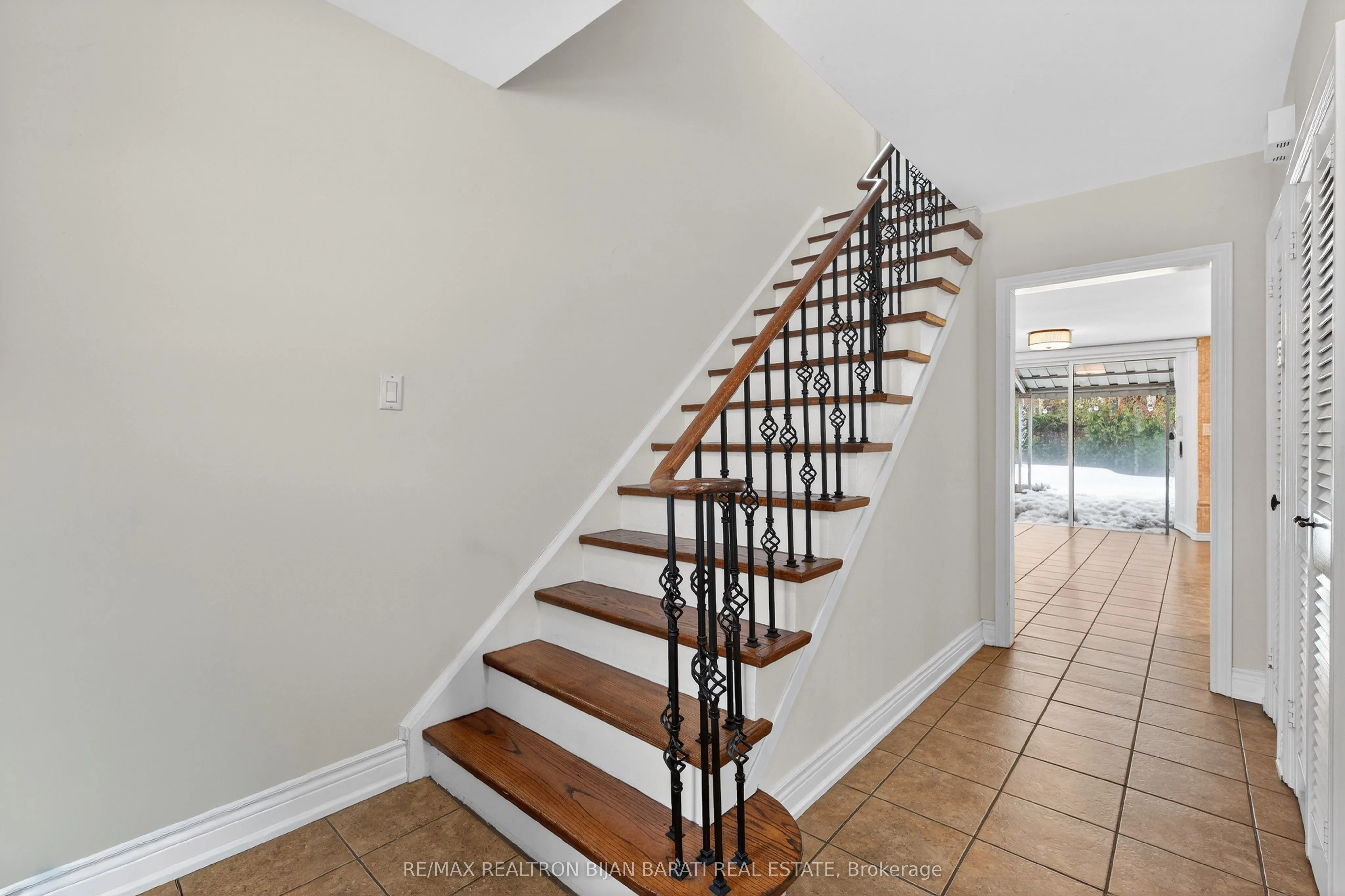 215 Grandview Avenue