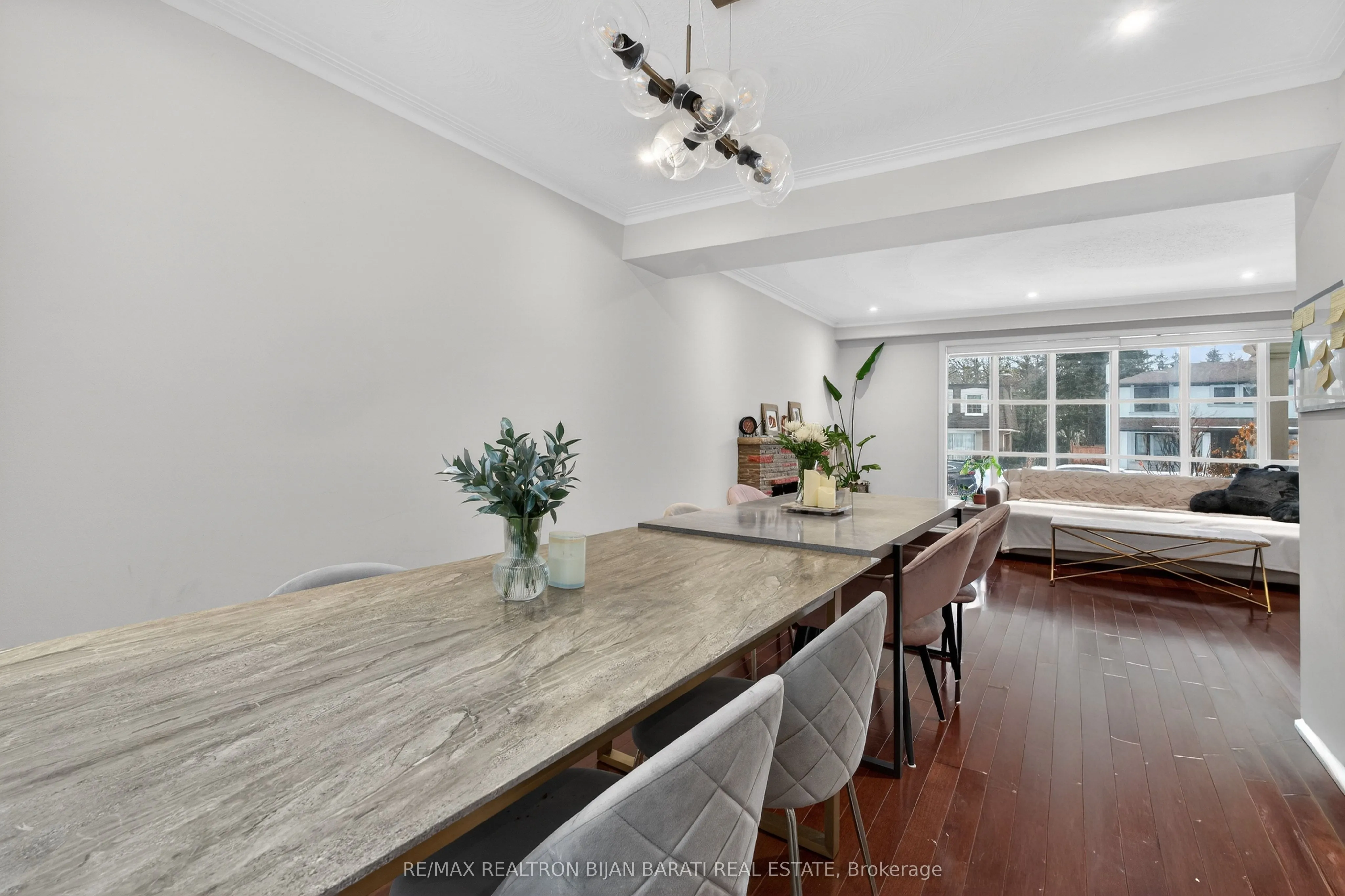215 Grandview Avenue