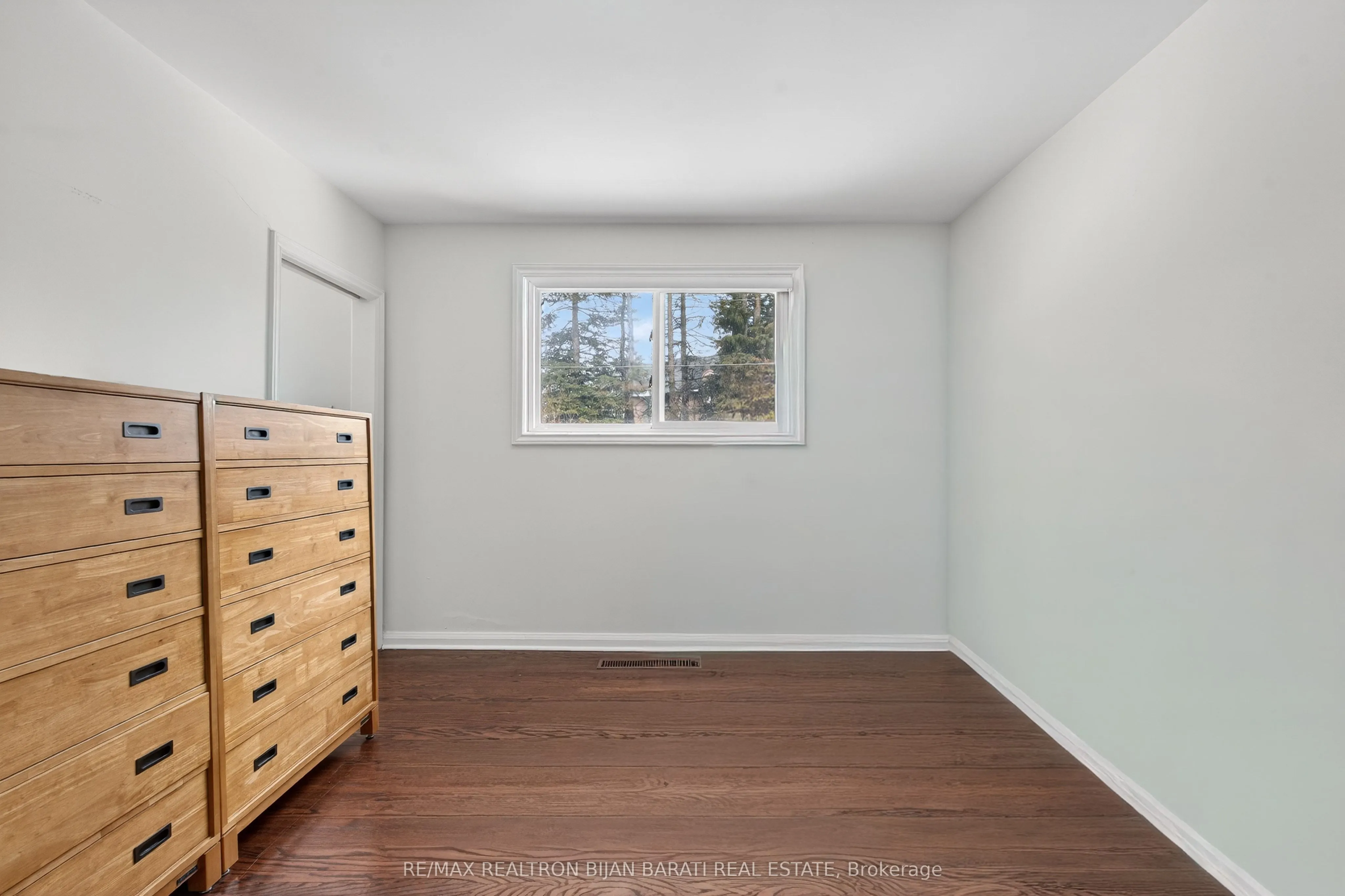215 Grandview Avenue
