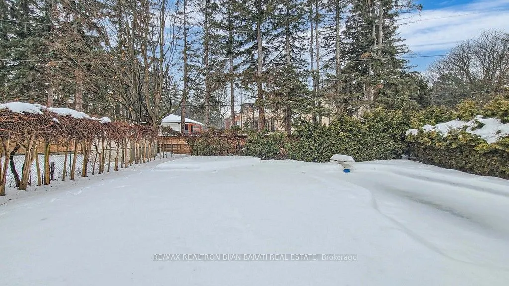 215 Grandview Avenue