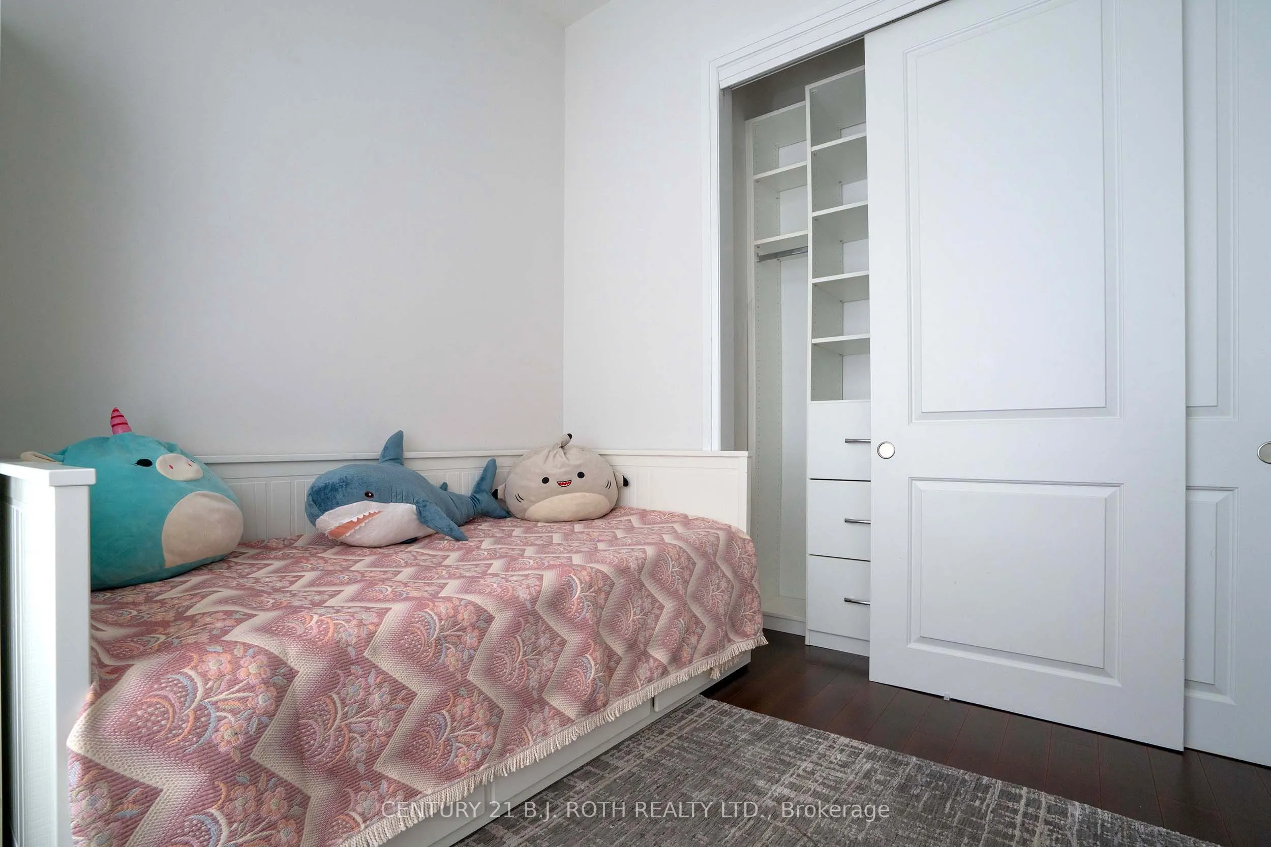 15277 Yonge Street S #313