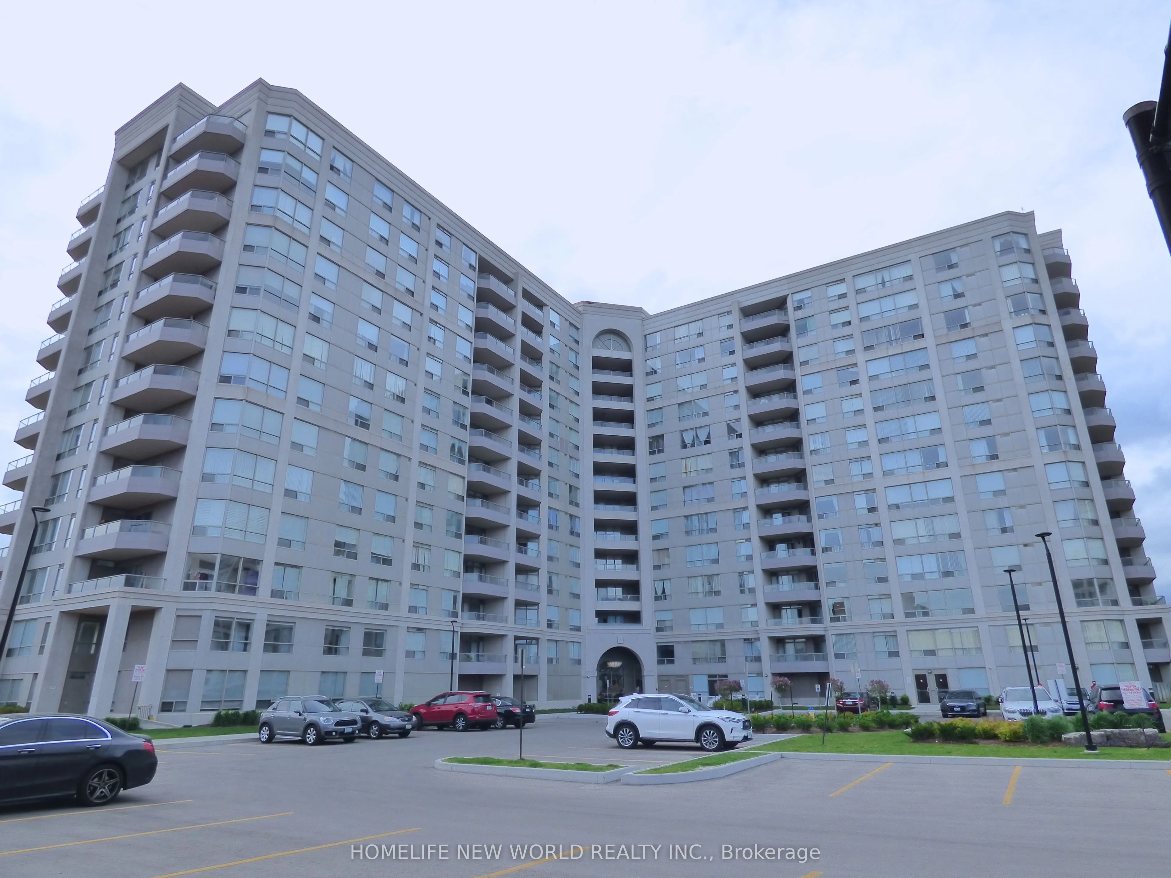 9015 Leslie Street #507