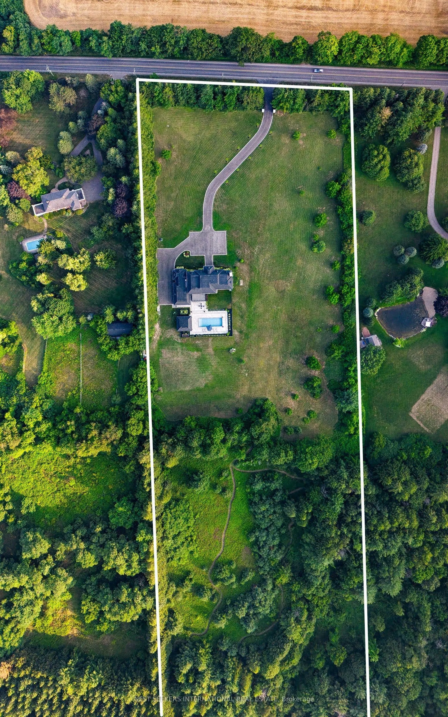 920 18TH Side Road