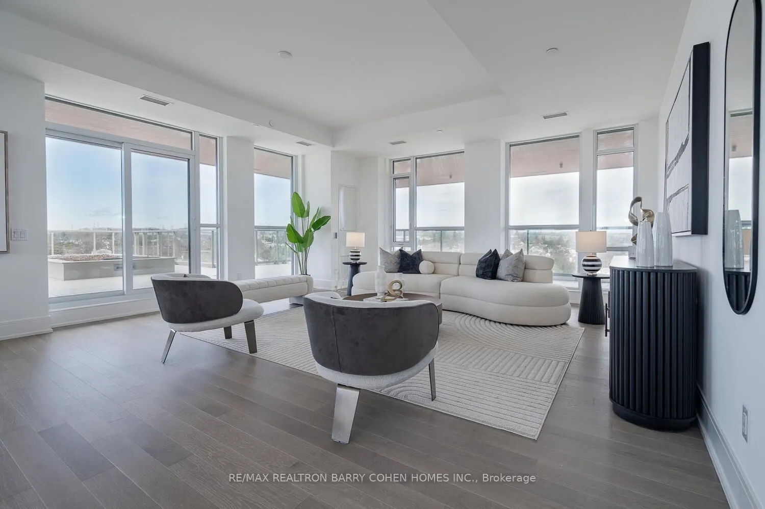 397 Royal Orchard Boulevard #1008