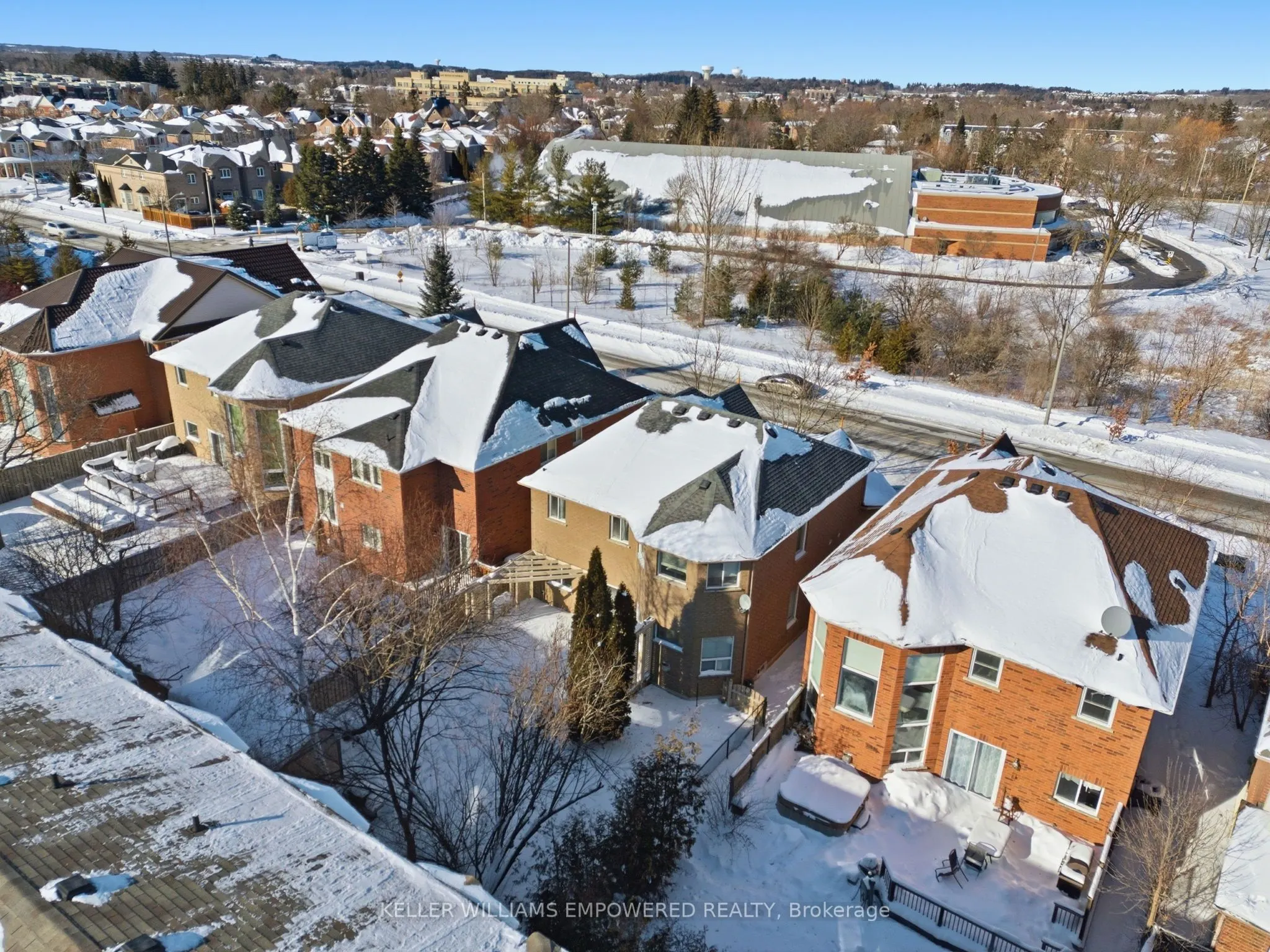 81 Old Colony Road