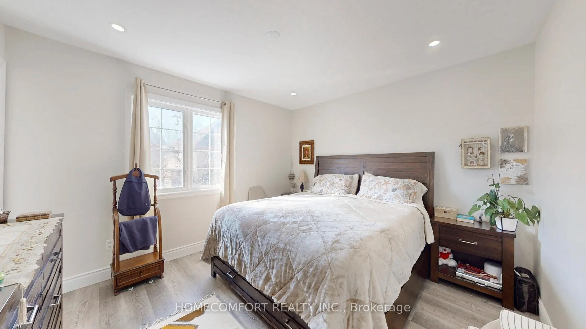 4 Caymus Street