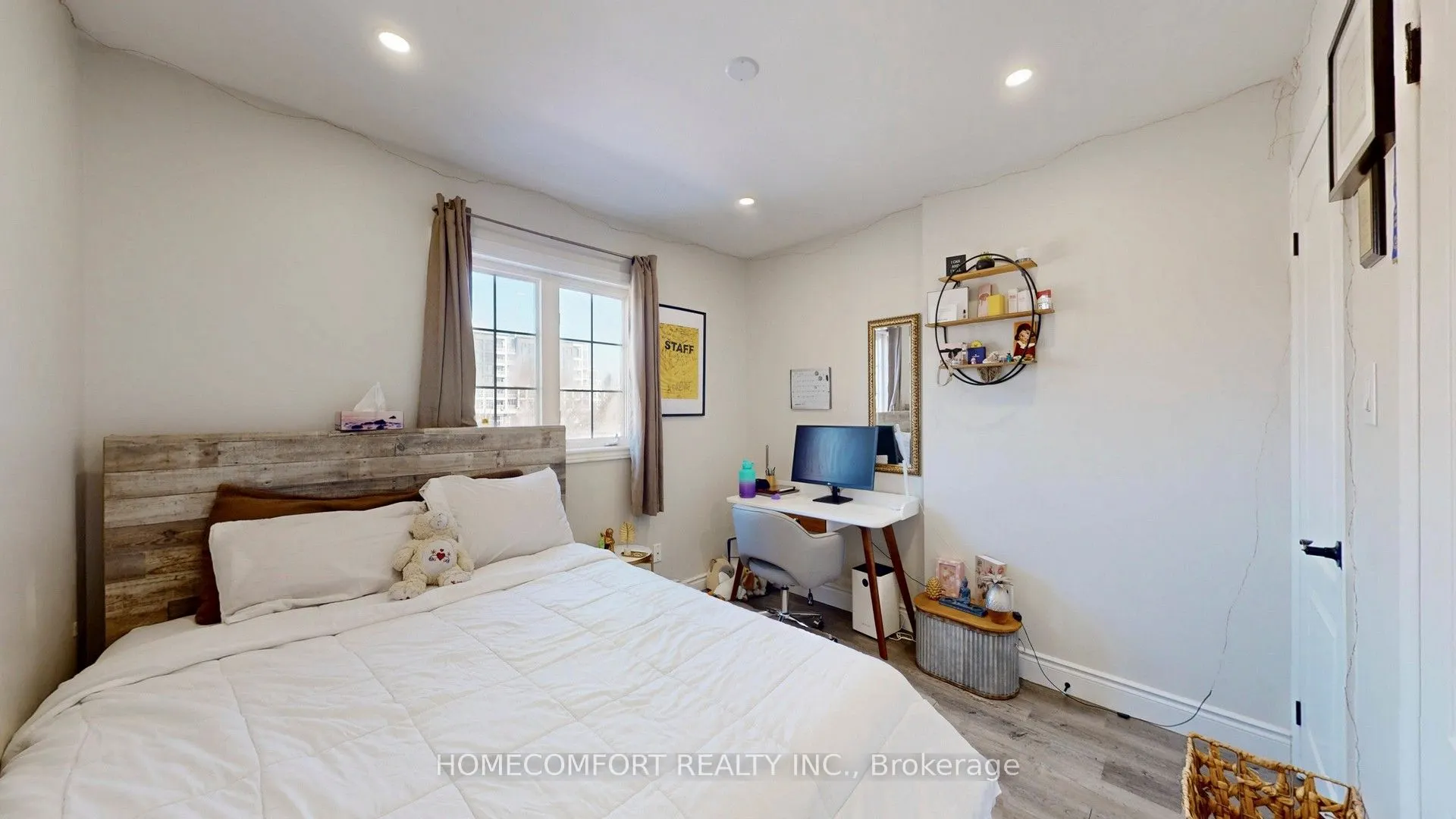 4 Caymus Street