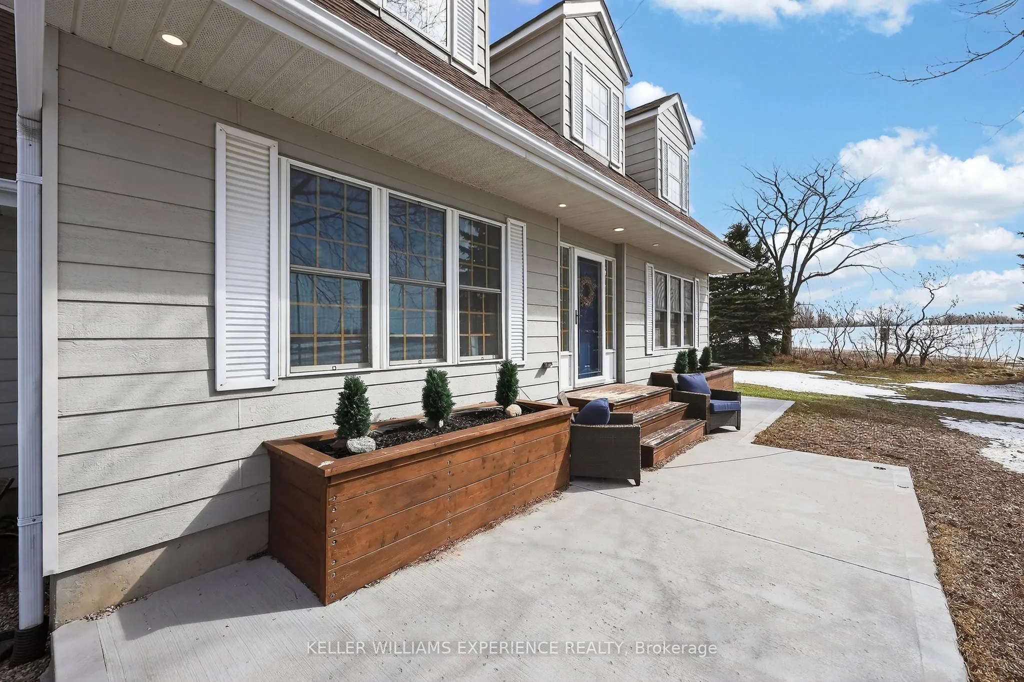 2 Algonquin Heights Court