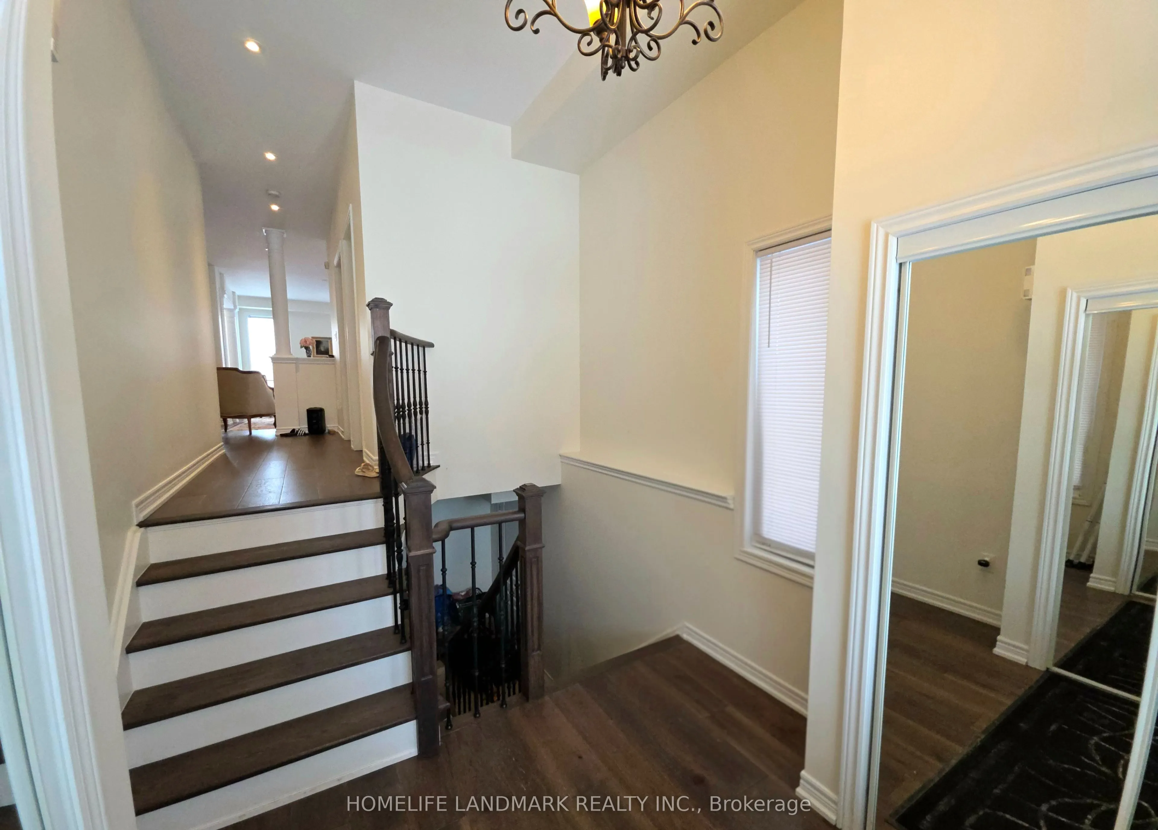 41 Mansard Drive