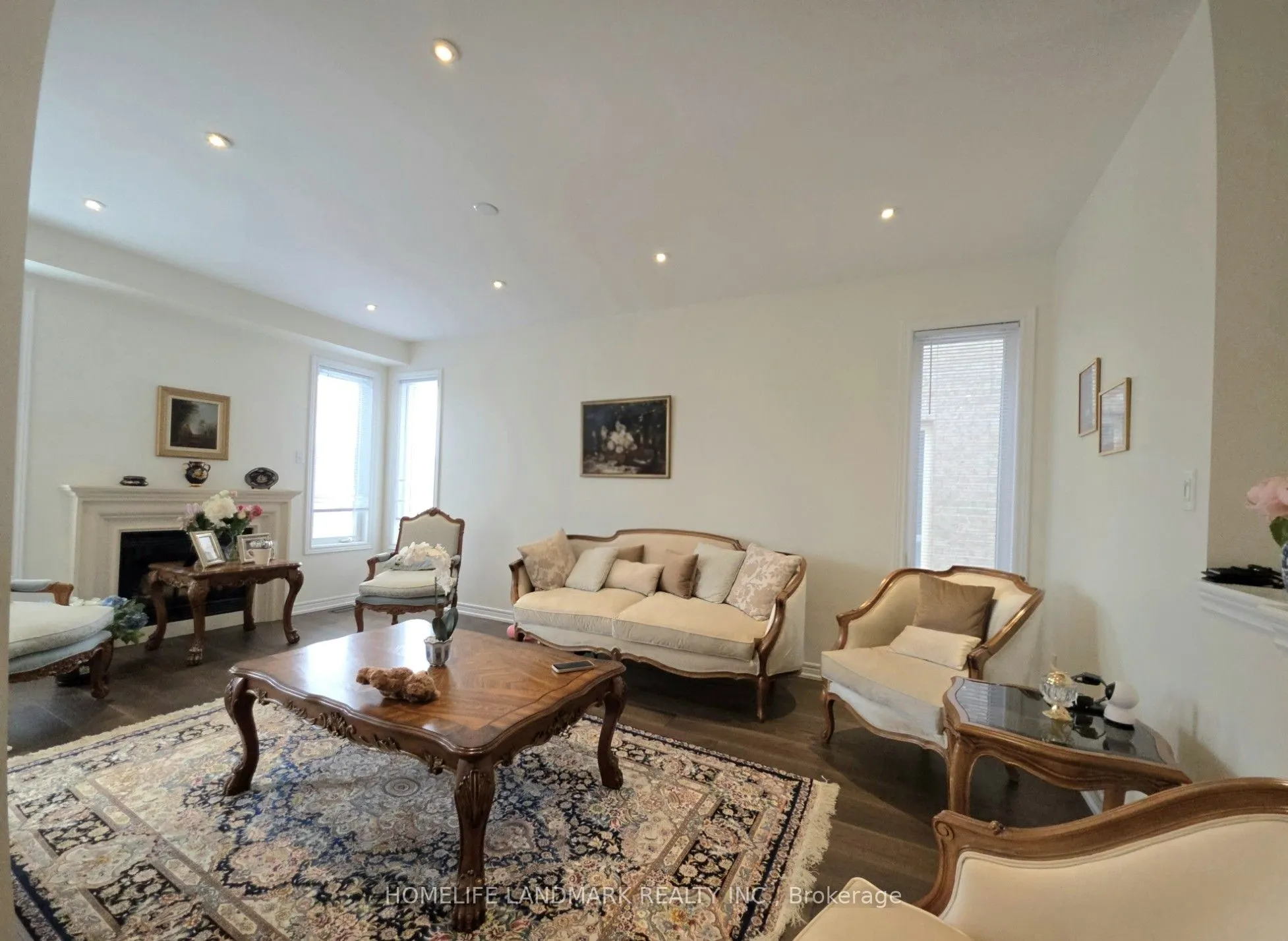41 Mansard Drive