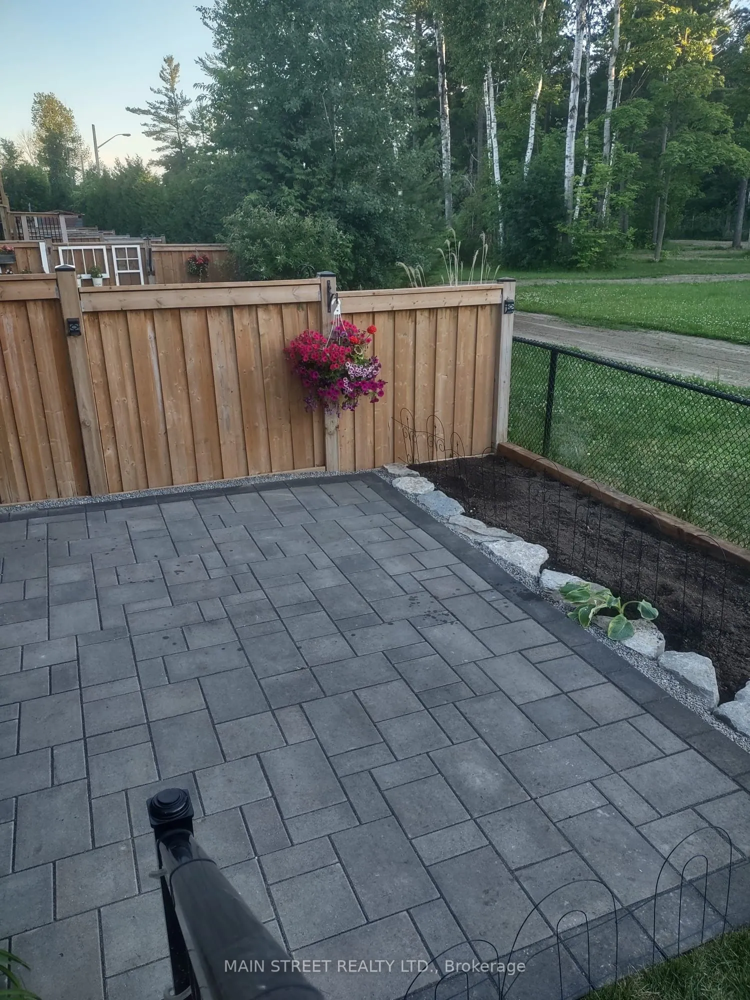 42 Prosser Crescent