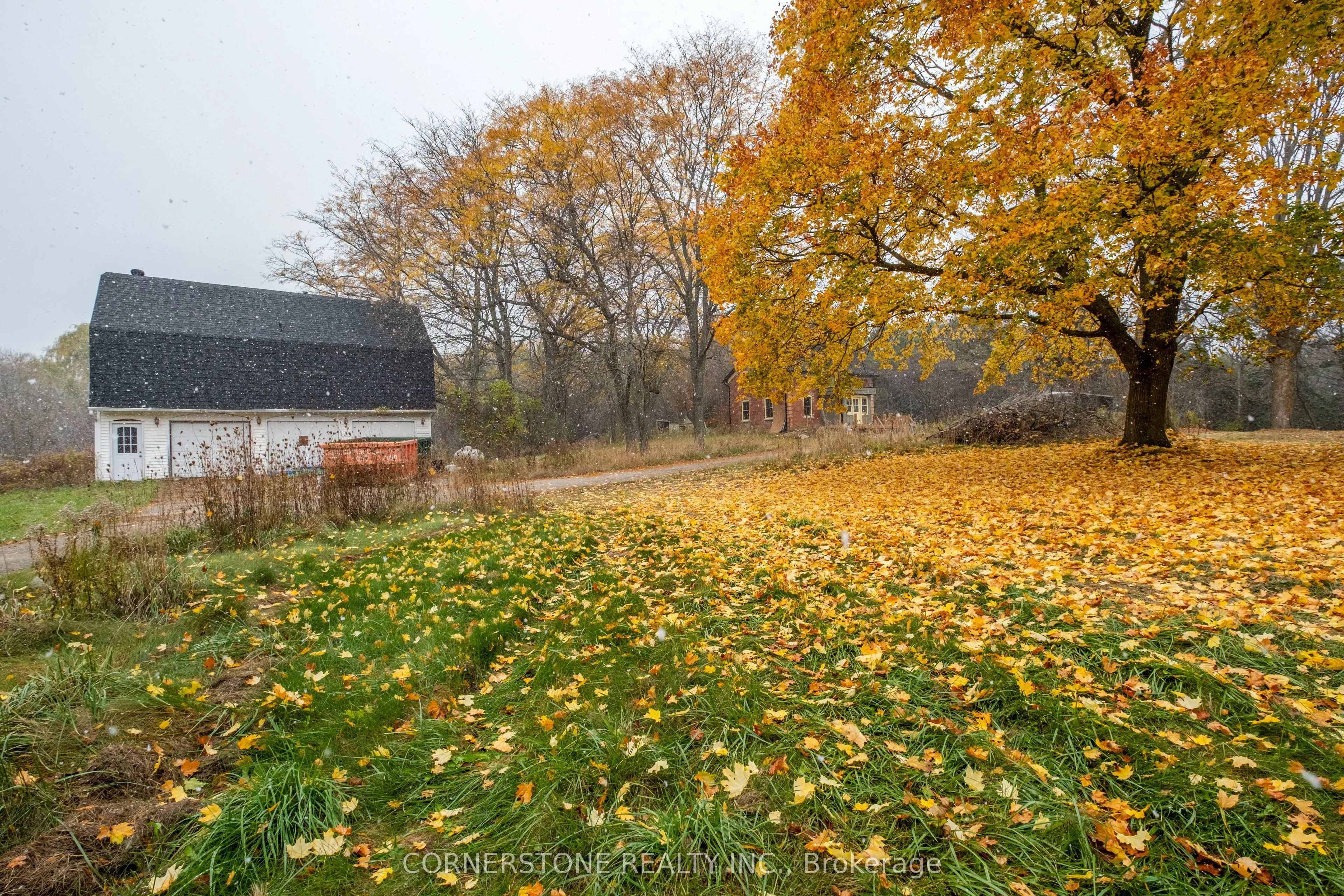 1438 2nd Concession