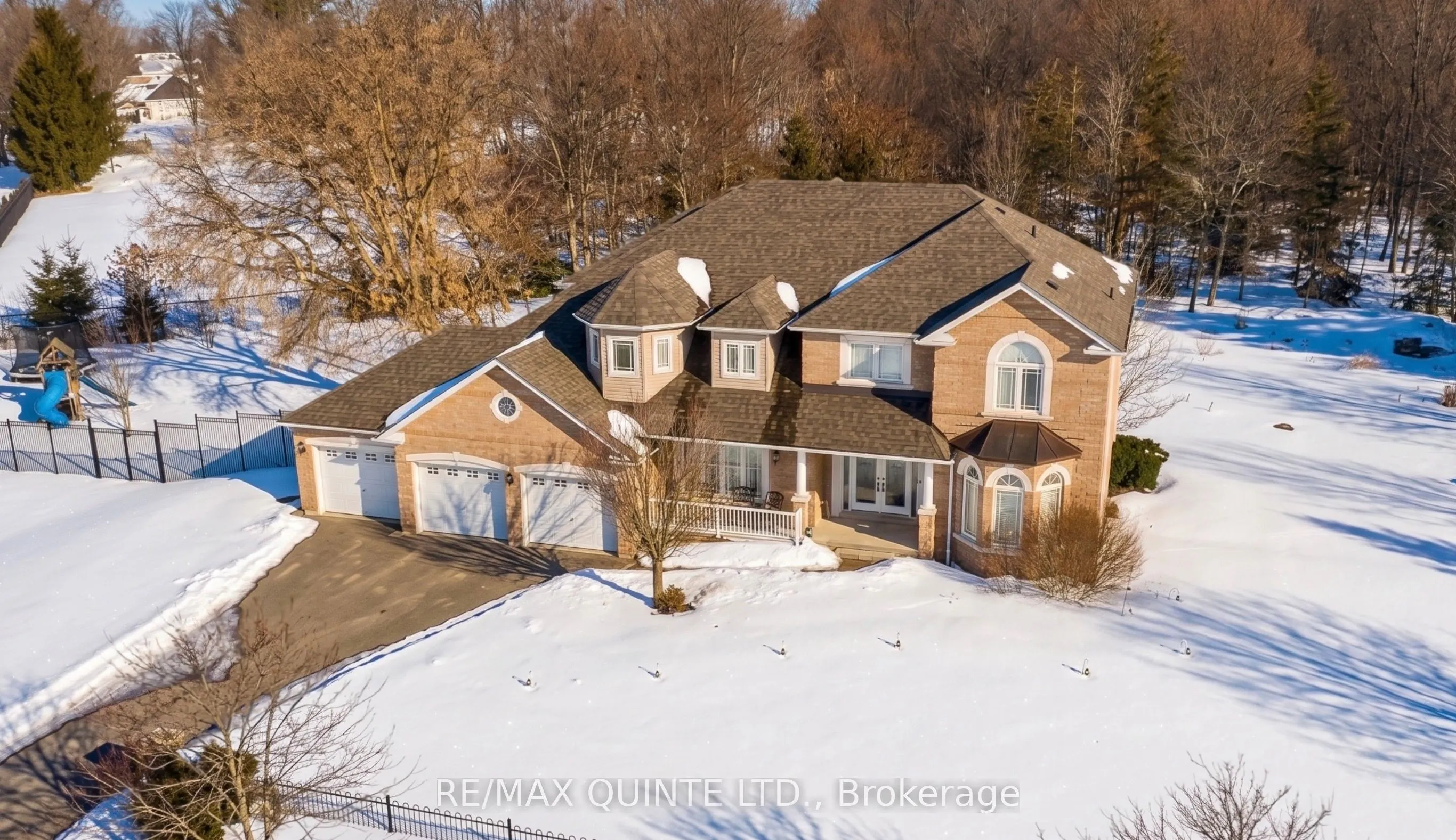 2 Treeview Avenue