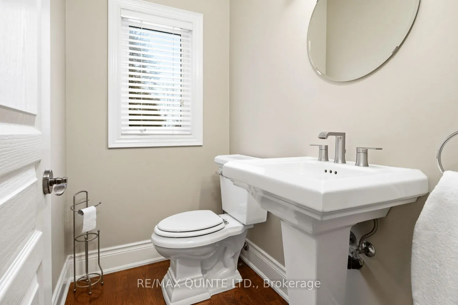 2 Treeview Avenue