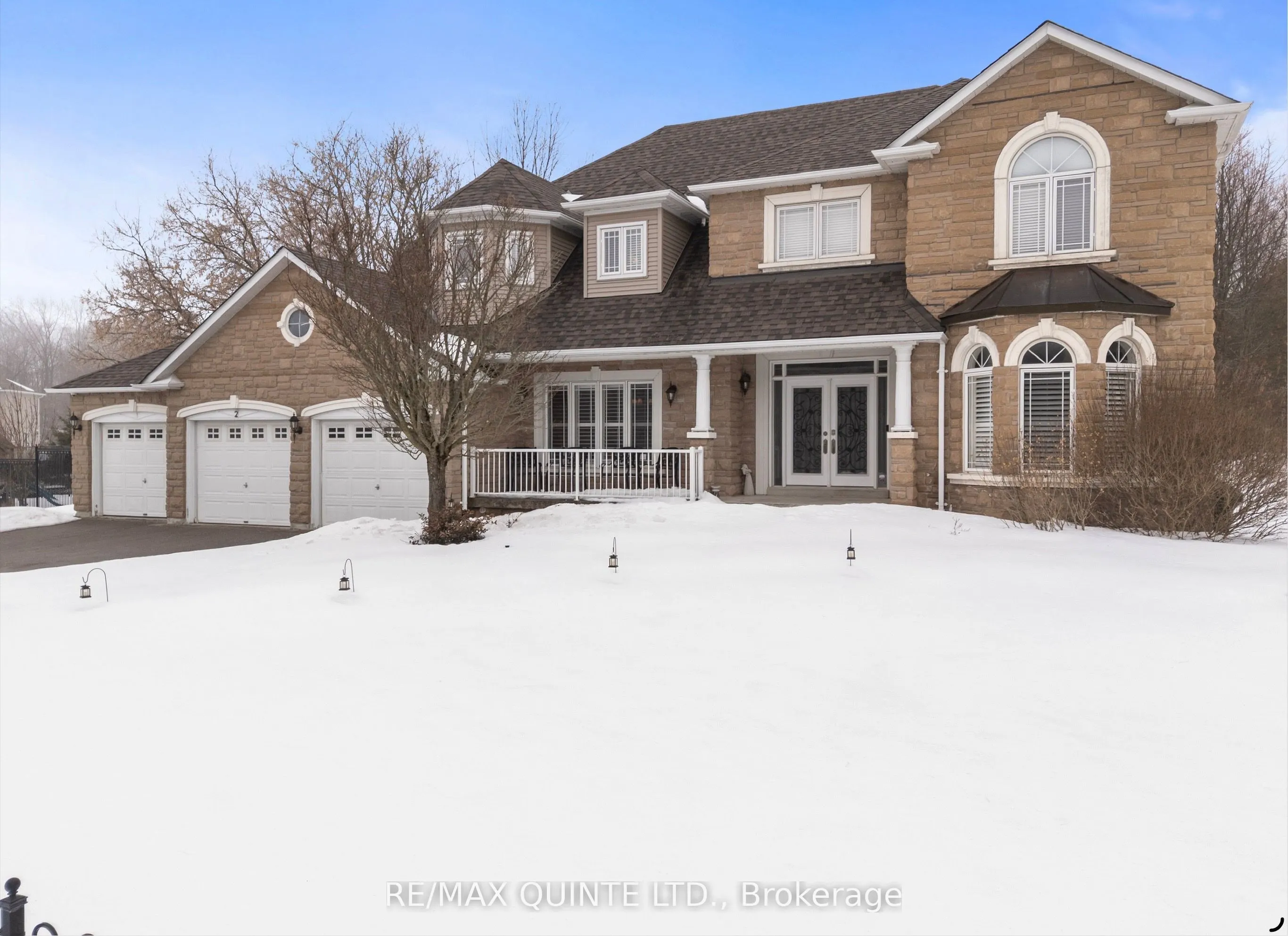 2 Treeview Avenue
