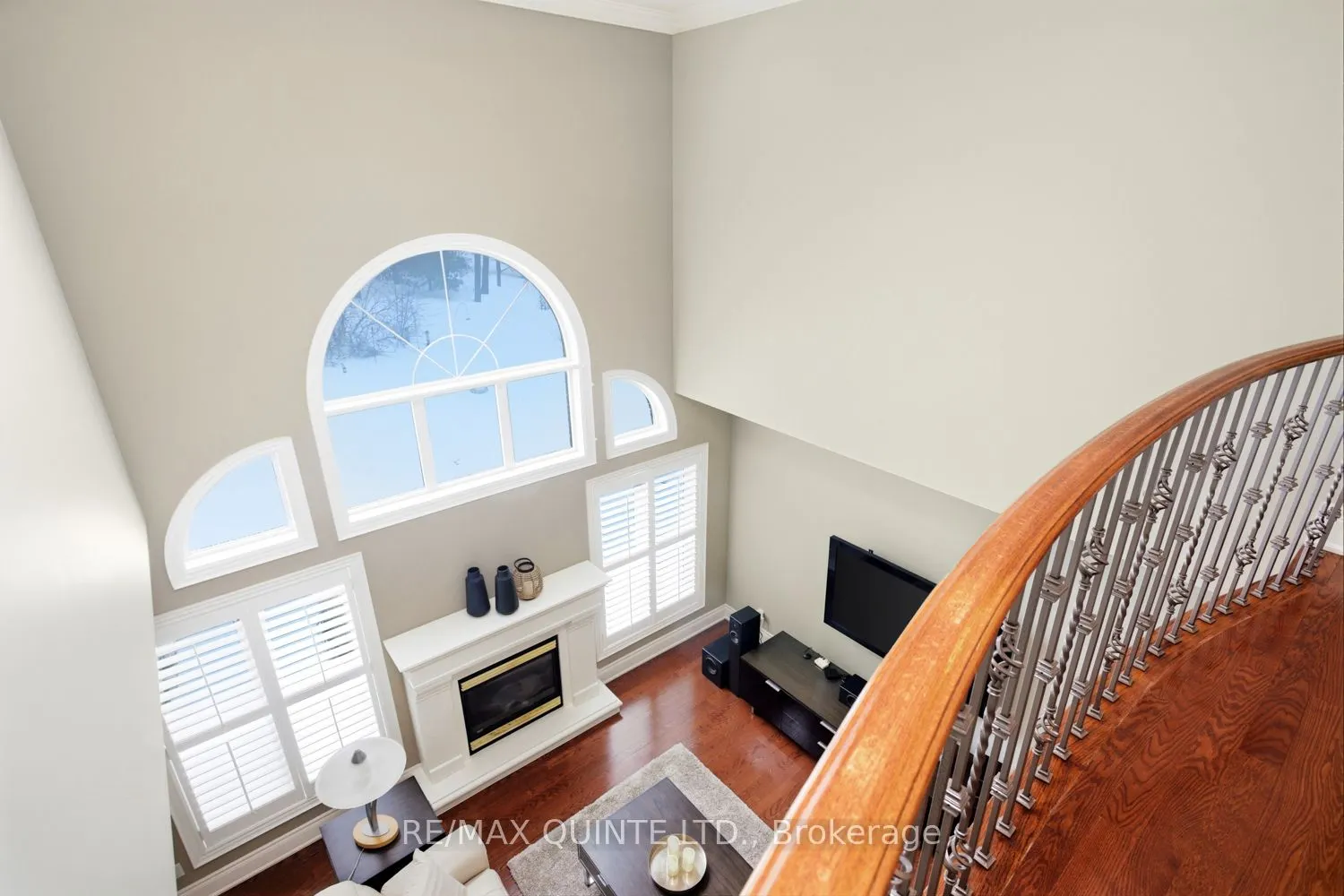 2 Treeview Avenue