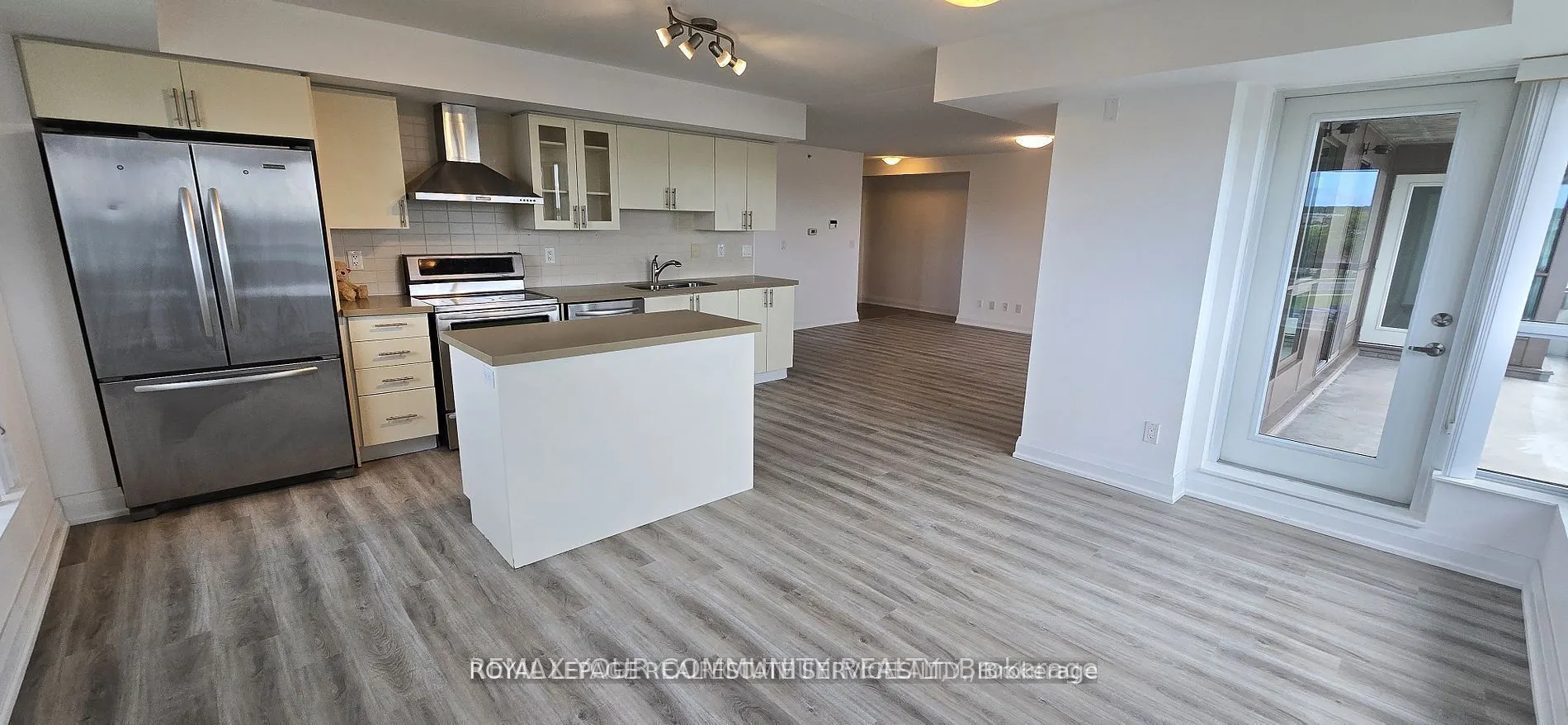 75 Norman Bethune Avenue #317