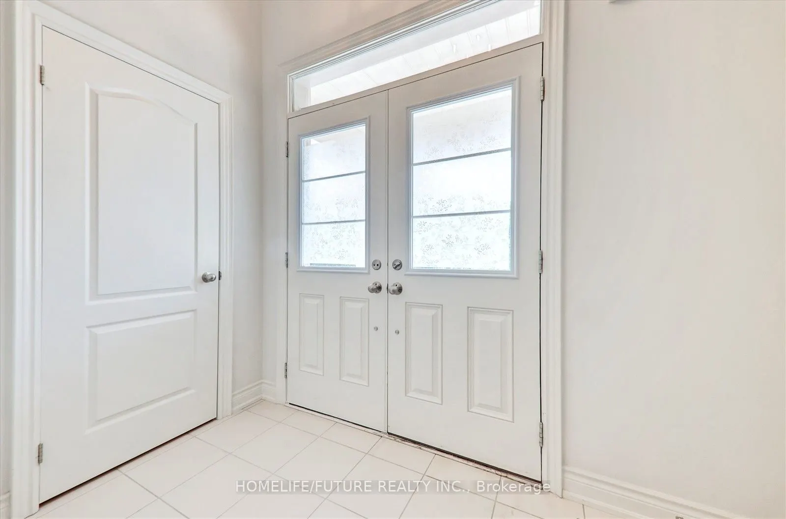 104 Holland Vista Street